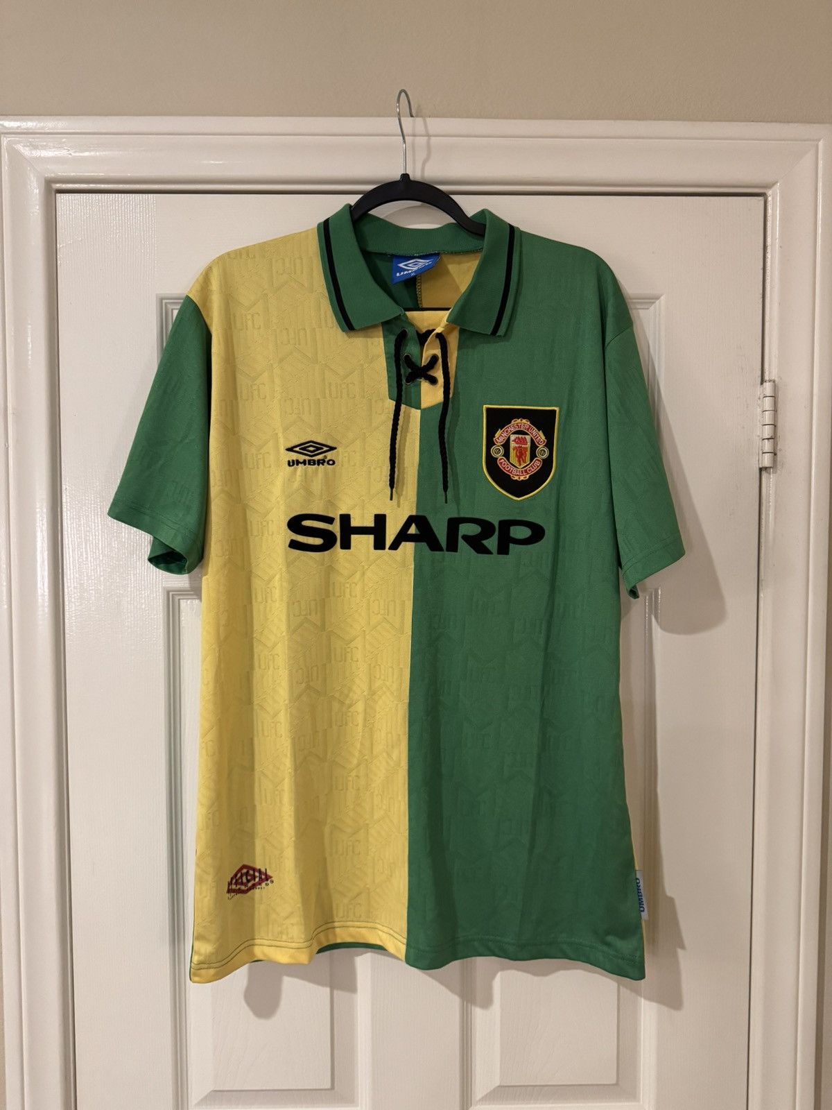 Umbro Vintage Umbro MANU Jersey Size US XL / EU 56 / 4 - 1 Thumbnail