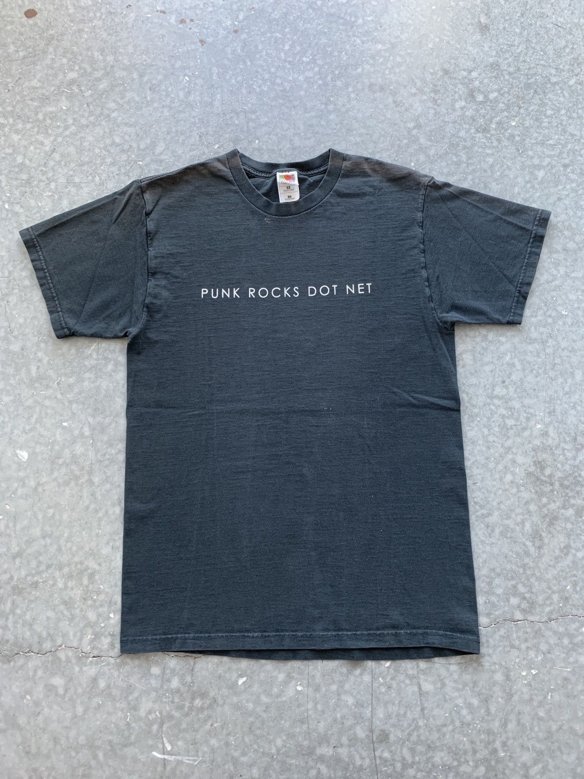 Unsound Rags × Vintage Crazy Vintage Y2K “Punk Rocks Dot Net” Tee Faded Grunge Size US L / EU 52-54 / 3 - 1 Thumbnail