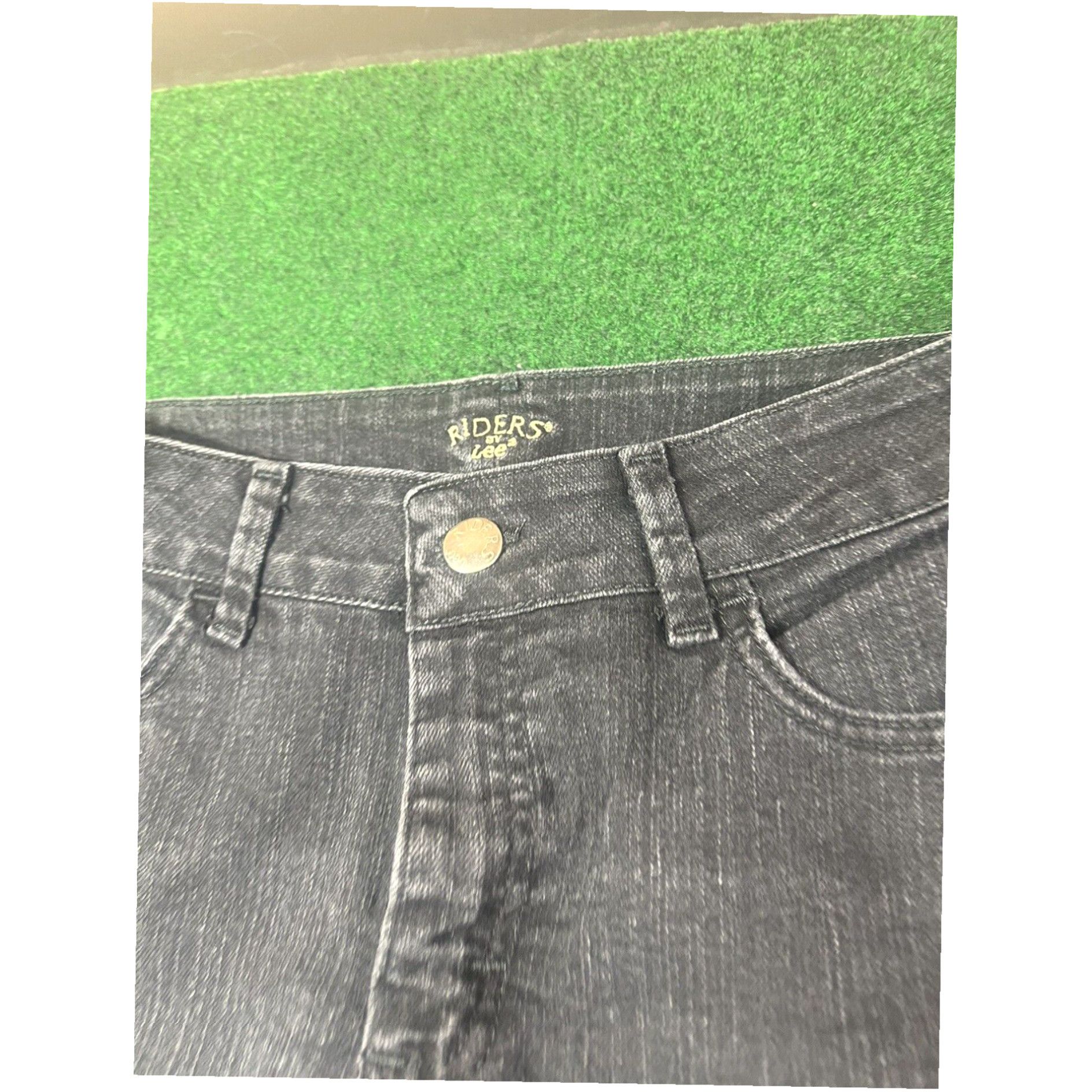 Lee Lee Riders Relaxed Capri Jeans Women's 10 M Dark Wash Denim Stretch 30x17 Size 32" / US 10 / IT 46 - 3 Thumbnail
