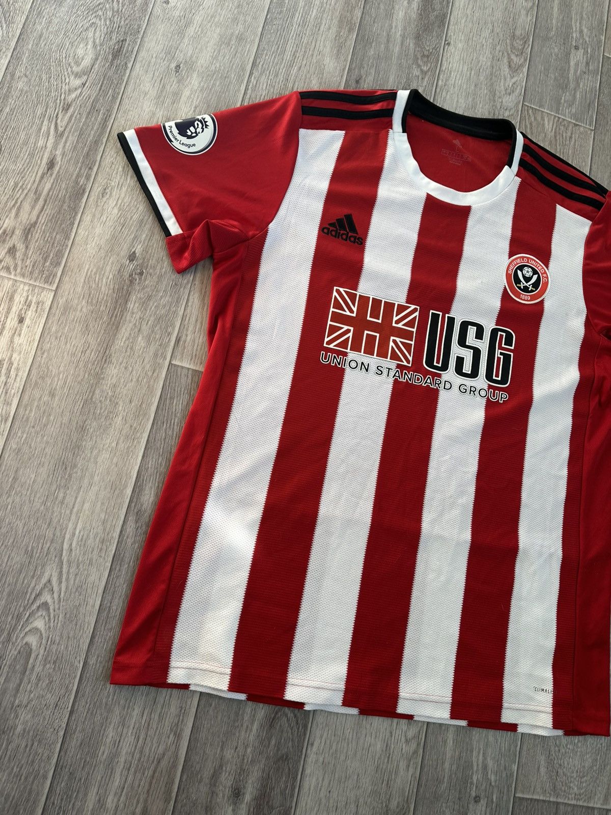 Adidas Vintage Adidas Sheffield United Home Tee T-Shirt white red Size US L / EU 52-54 / 3 - 3 Thumbnail