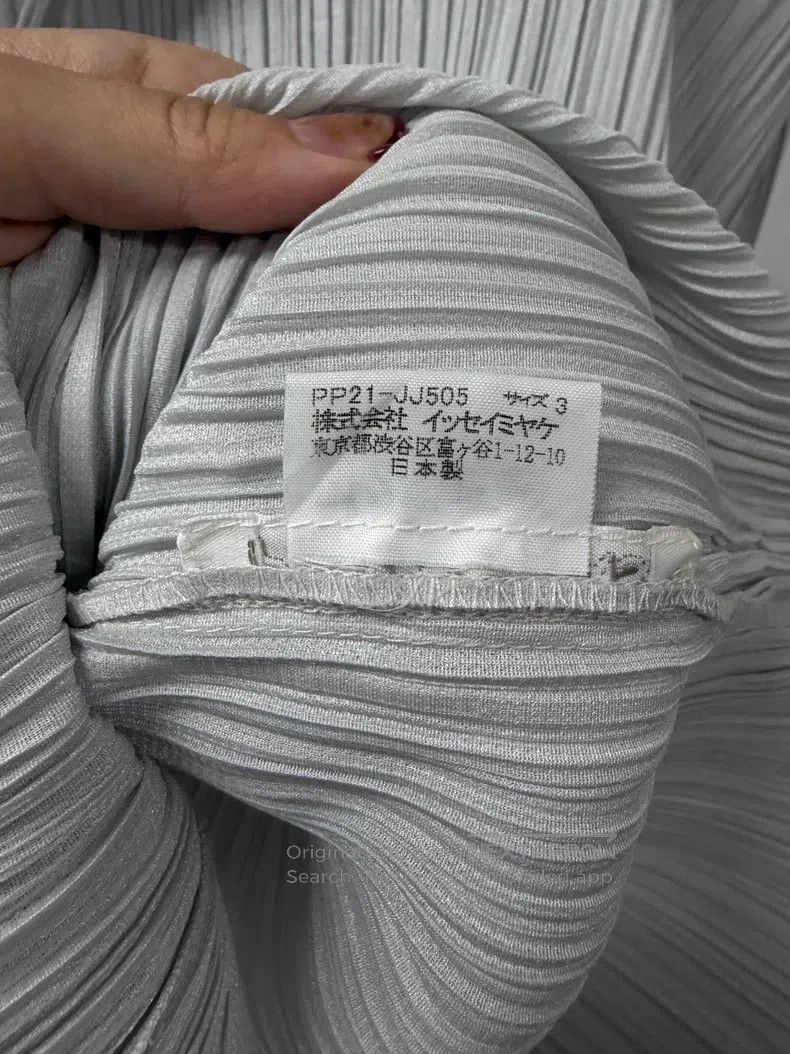 Issey Miyake Issey Miyake Silver Gray Pleated Short Sleeve Size L / US 10 / IT 46 - 4 Thumbnail