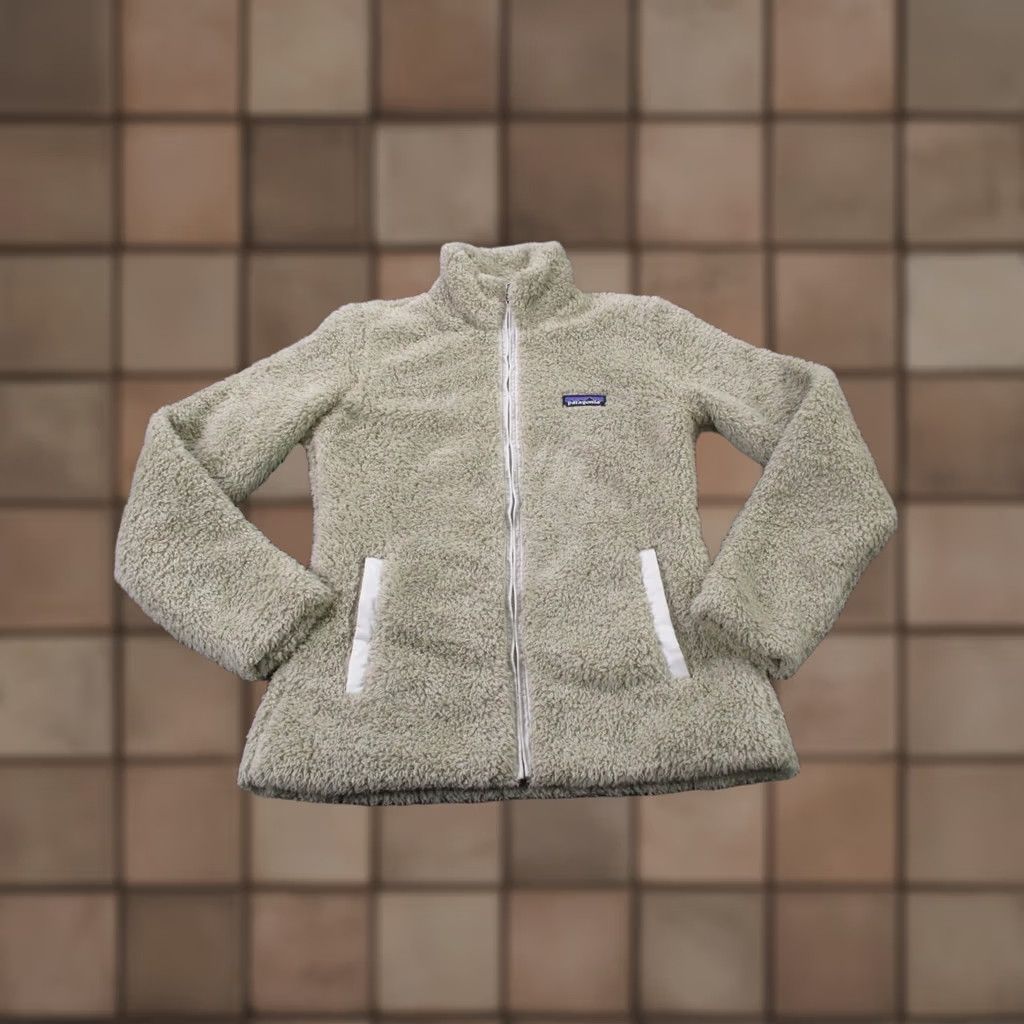Patagonia Patagonia Jacket Women S Beige Fleece Windproof Lined Pockets Thermal Full Zip Regular Size: S Beige Women's Jacket Patagona? Size S / US 4 / IT 40 - 1 Thumbnail