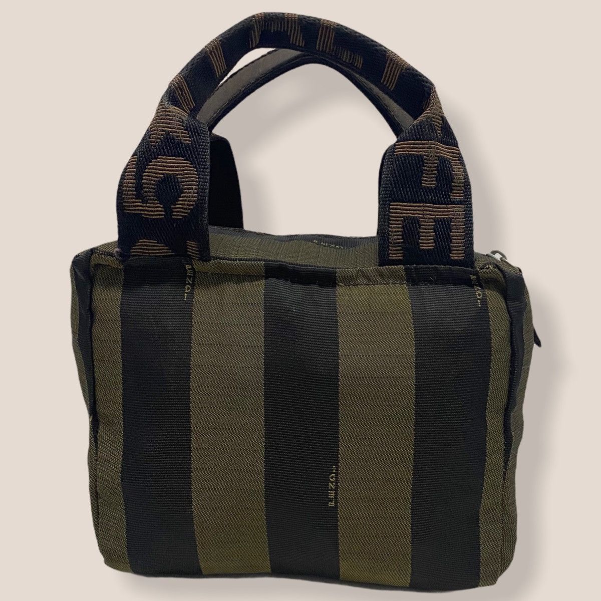 Fendi ‼️LASTDROP‼️AUTHENTIC FENDI ROMA MINI BOX SQUARE CARRY HANDBAG Size ONE SIZE - 4 Thumbnail