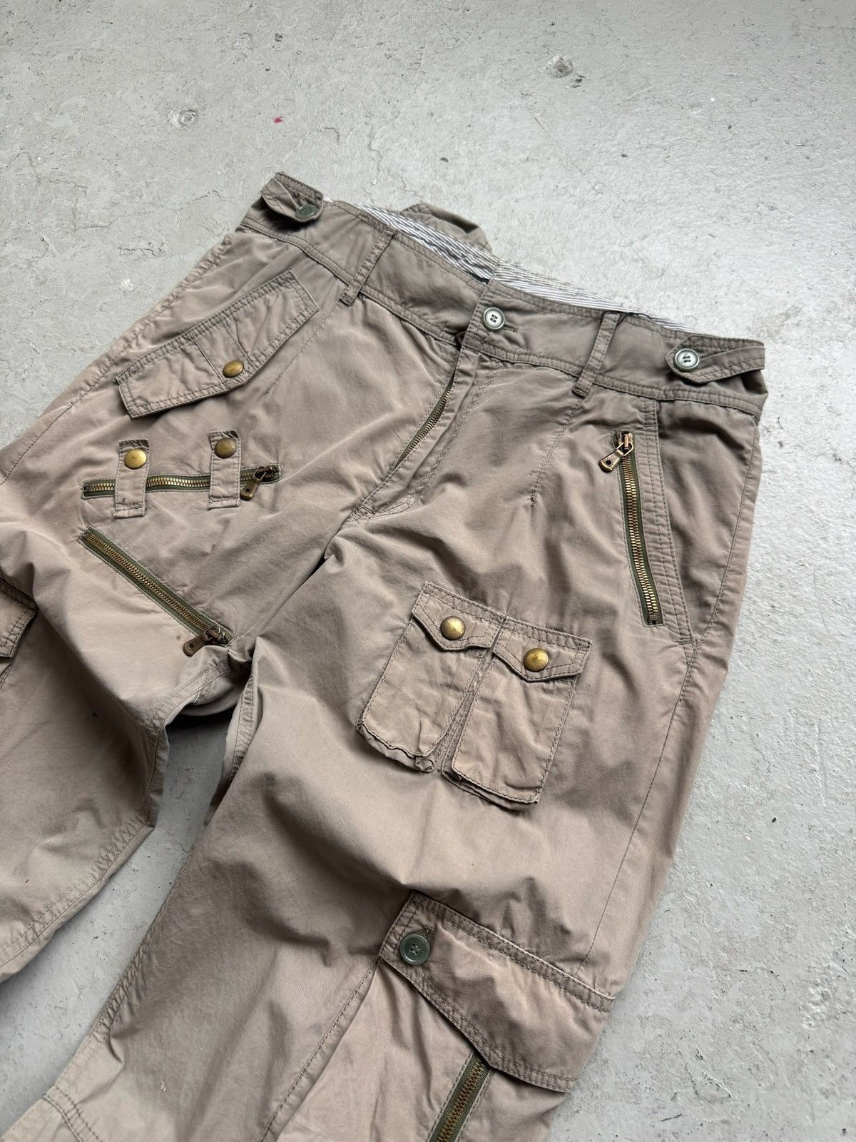 Dolce & Gabbana Dolce & Gabbana 2000's Olive Multi Pocket Cargo Pants Size US 34 / EU 50 - 2 Thumbnail