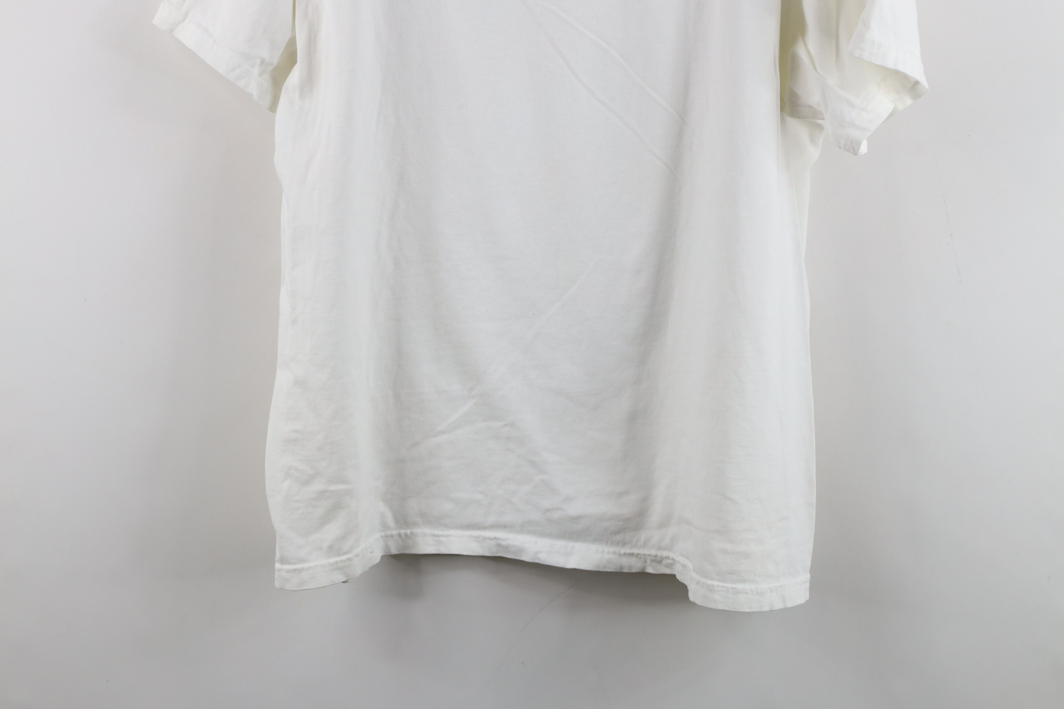 Vintage Vintage 90s Law Gibb Group Short Sleeve T-Shirt White Size US L / EU 52-54 / 3 - 11 Thumbnail