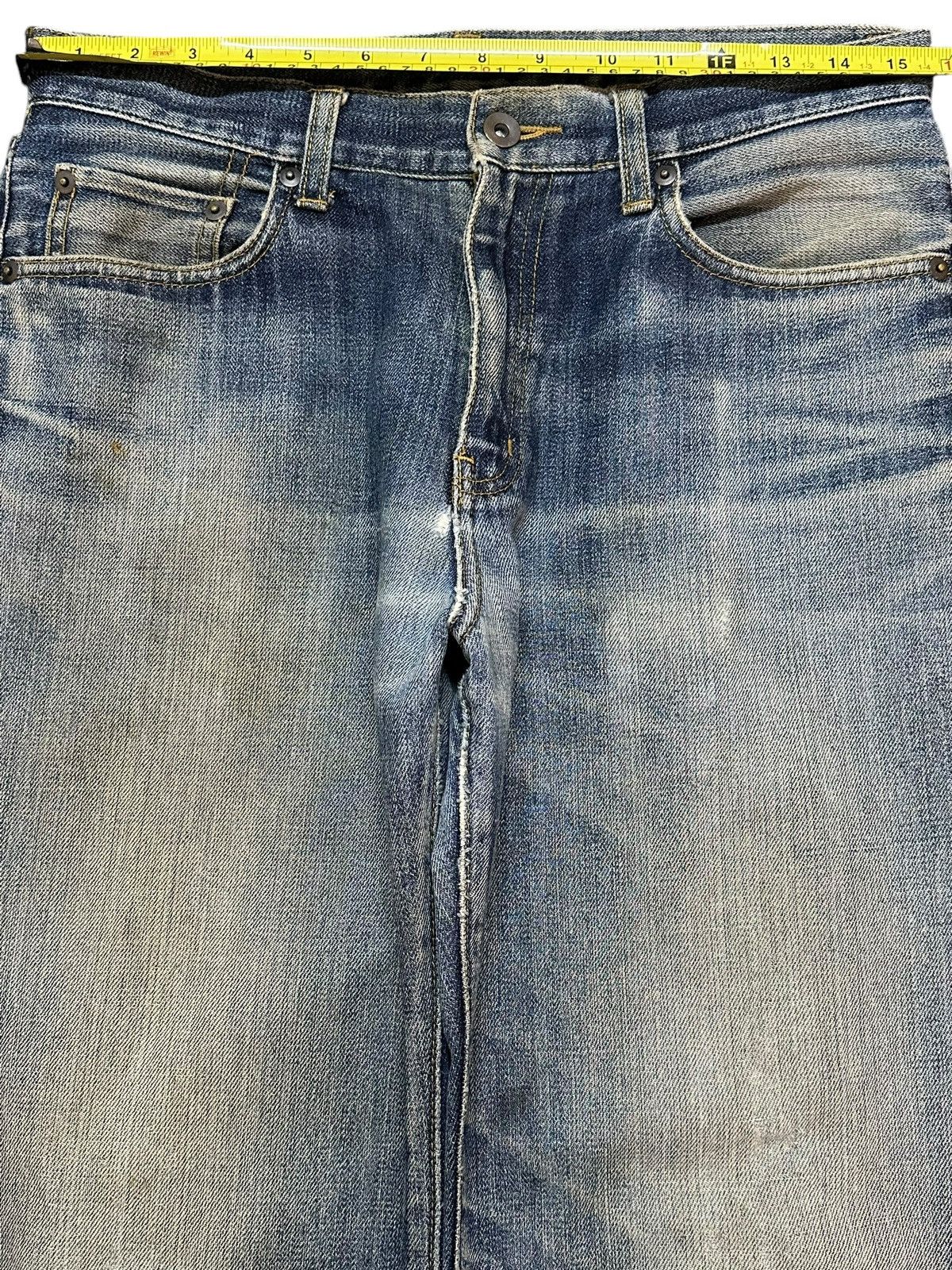Uniqlo Vintage Japanese Uniqlo Blue Faded Wash Distress Style Jeans Size US 30 / EU 46 - 11 Thumbnail
