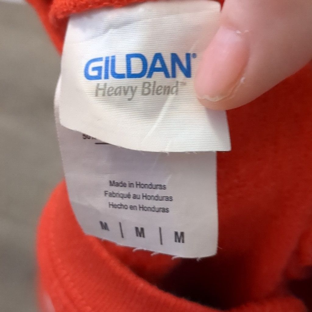 Gildan Gildan red ugly Christmas sweater size medium Size US M / EU 48-50 / 2 - 3 Thumbnail