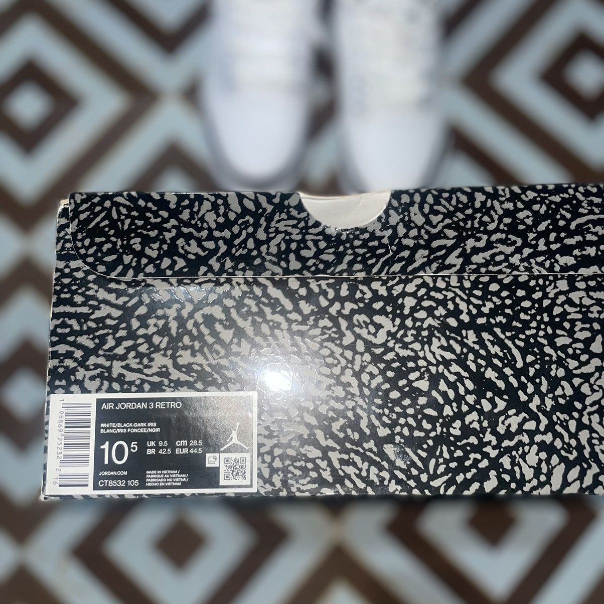 Jordan Brand Air Jordan 3- Dark Iris Size US 10.5 / EU 43-44 - 7 Thumbnail