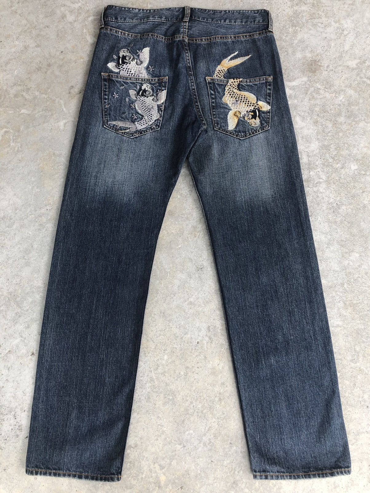 Japanese Brand Japanese Fish Embroidered Jeans Distressed Jeans Size US 32 / EU 48 - 1 Thumbnail