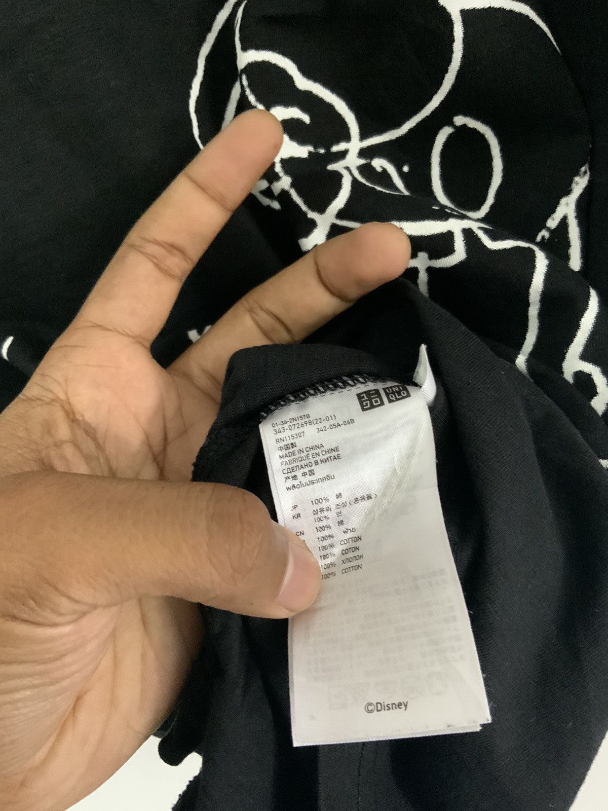 Undercover × Uniqlo Uniqlo Undercover Mickey Mouse Black Tee Size US M / EU 48-50 / 2 - 13 Thumbnail