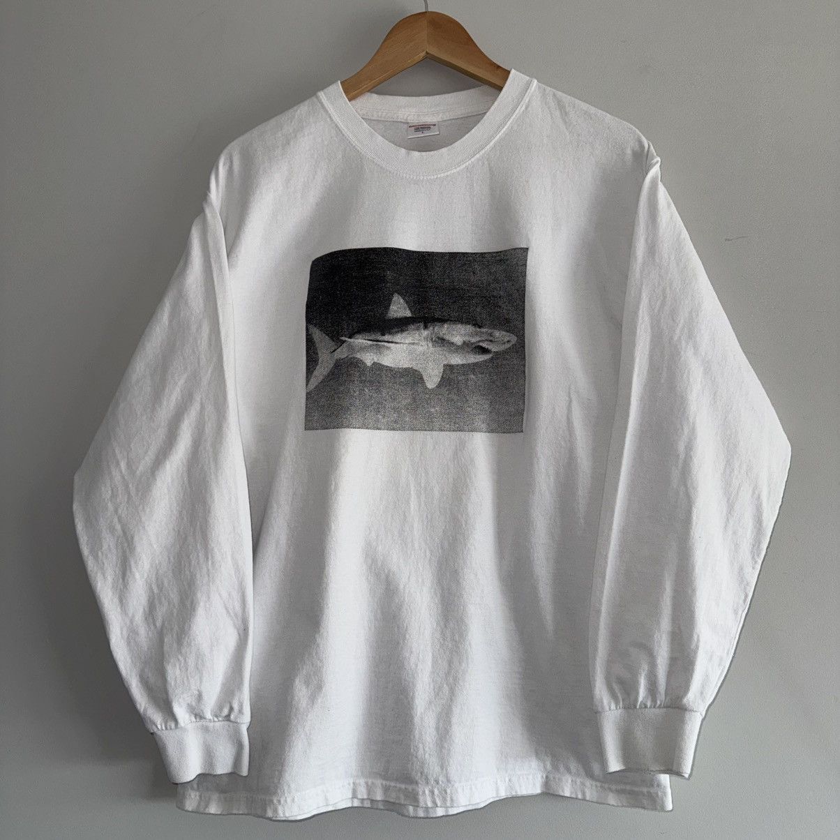 Supreme MISPRINT 2011 Shark Long Sleeve Mirror Logo L/S Shirt Size US L / EU 52-54 / 3 - 2 Thumbnail