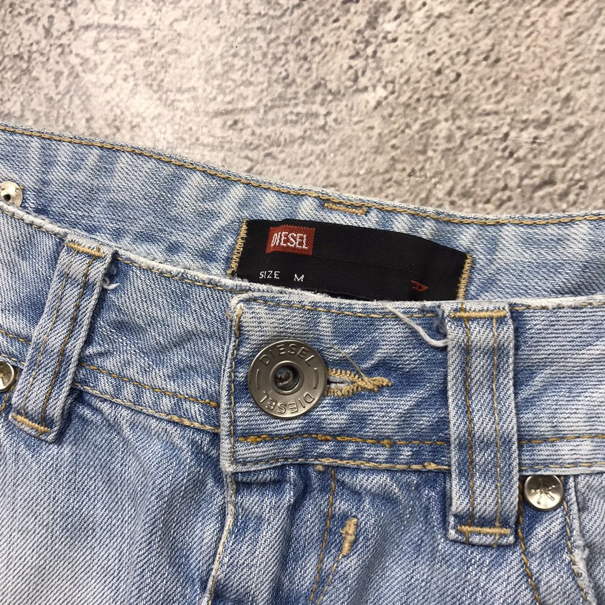 Vintage Vintage Y2K Diesel Mini Skirt Distressed Streetwear Slim 30 Size 30" / US 8 / IT 44 - 4 Thumbnail
