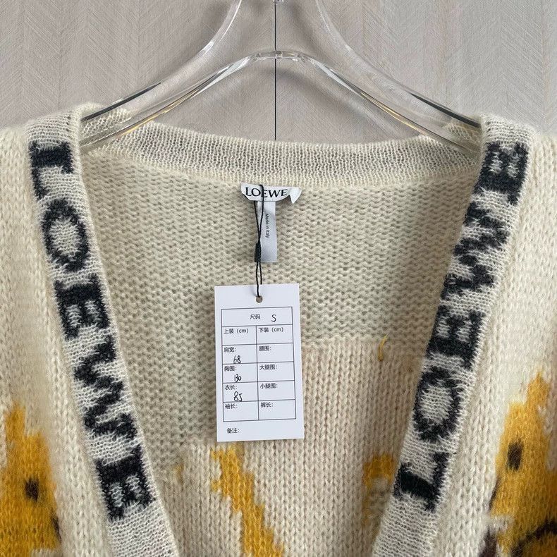 Loewe beige knit cardigan with squirrel design Size US S / EU 44-46 / 1 - 6 Thumbnail