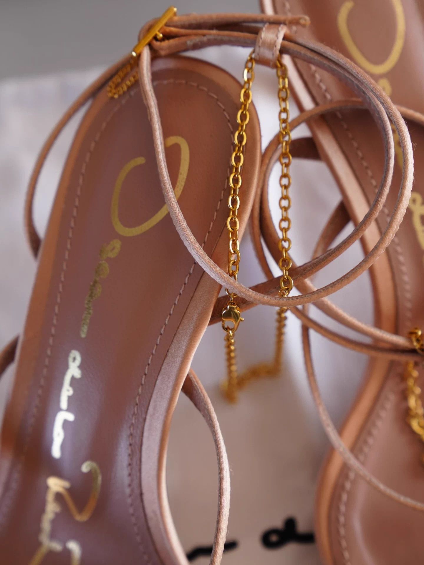 Oscar De La Renta Oscar de la Renta Nude Pink Satin Chain Heels EU 37 New Size US 6.5 / IT 36.5 - 2 Thumbnail