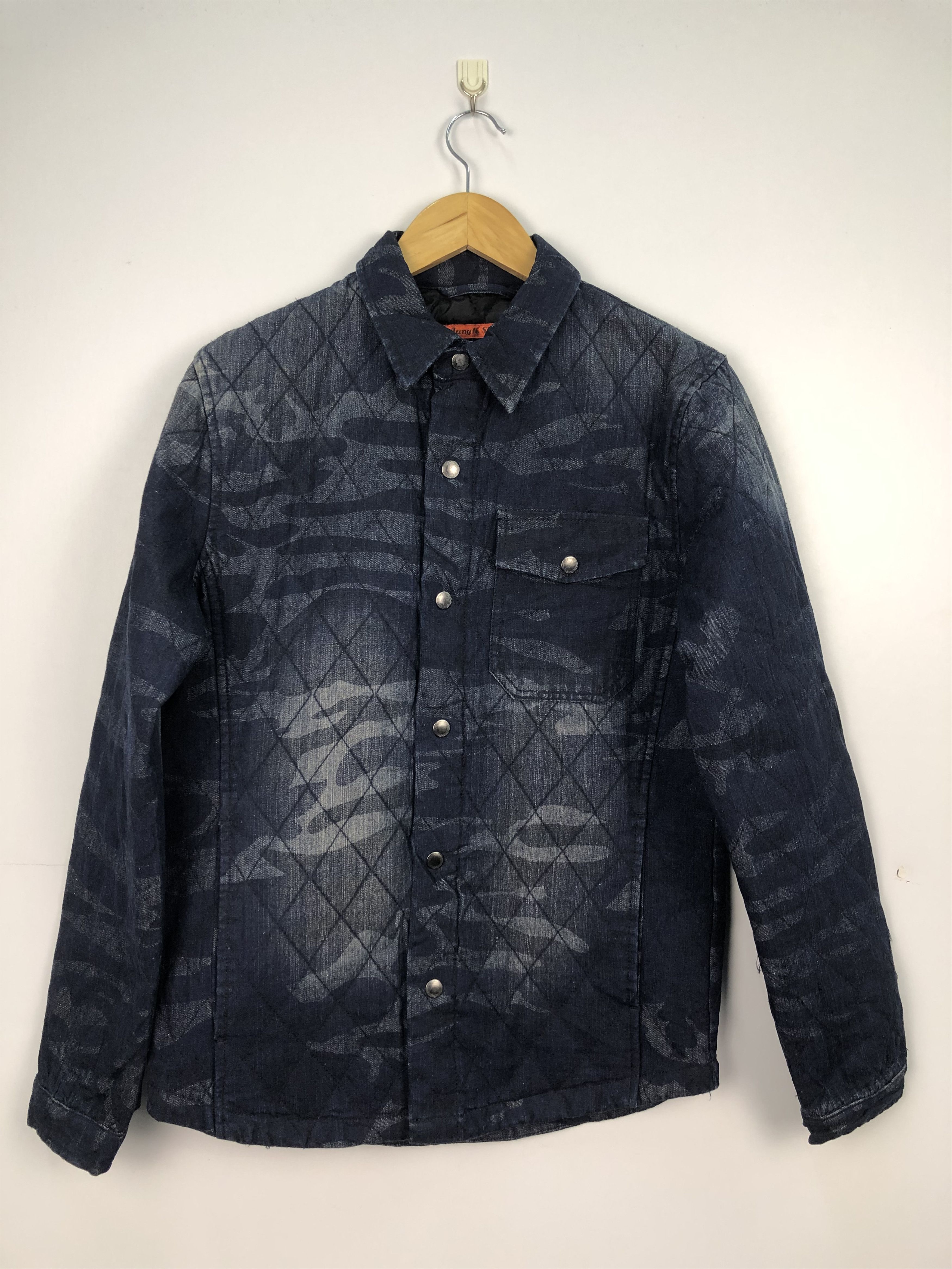 Vintage Vintage Jungle Storm Denim Jacket Designer J0106 Size US M / EU 48-50 / 2 - 1 Thumbnail