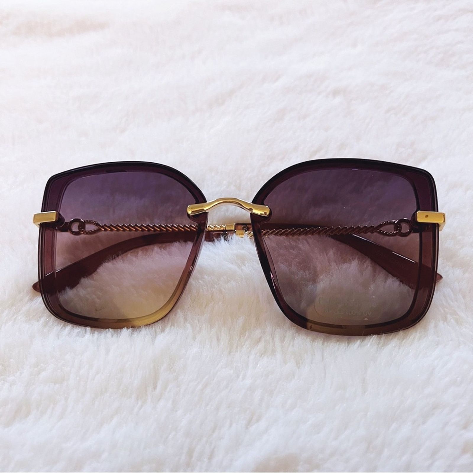 Other Gia Clear Dark Purple Chain Link Oversized Sunglasses Size ONE SIZE - 1 Thumbnail