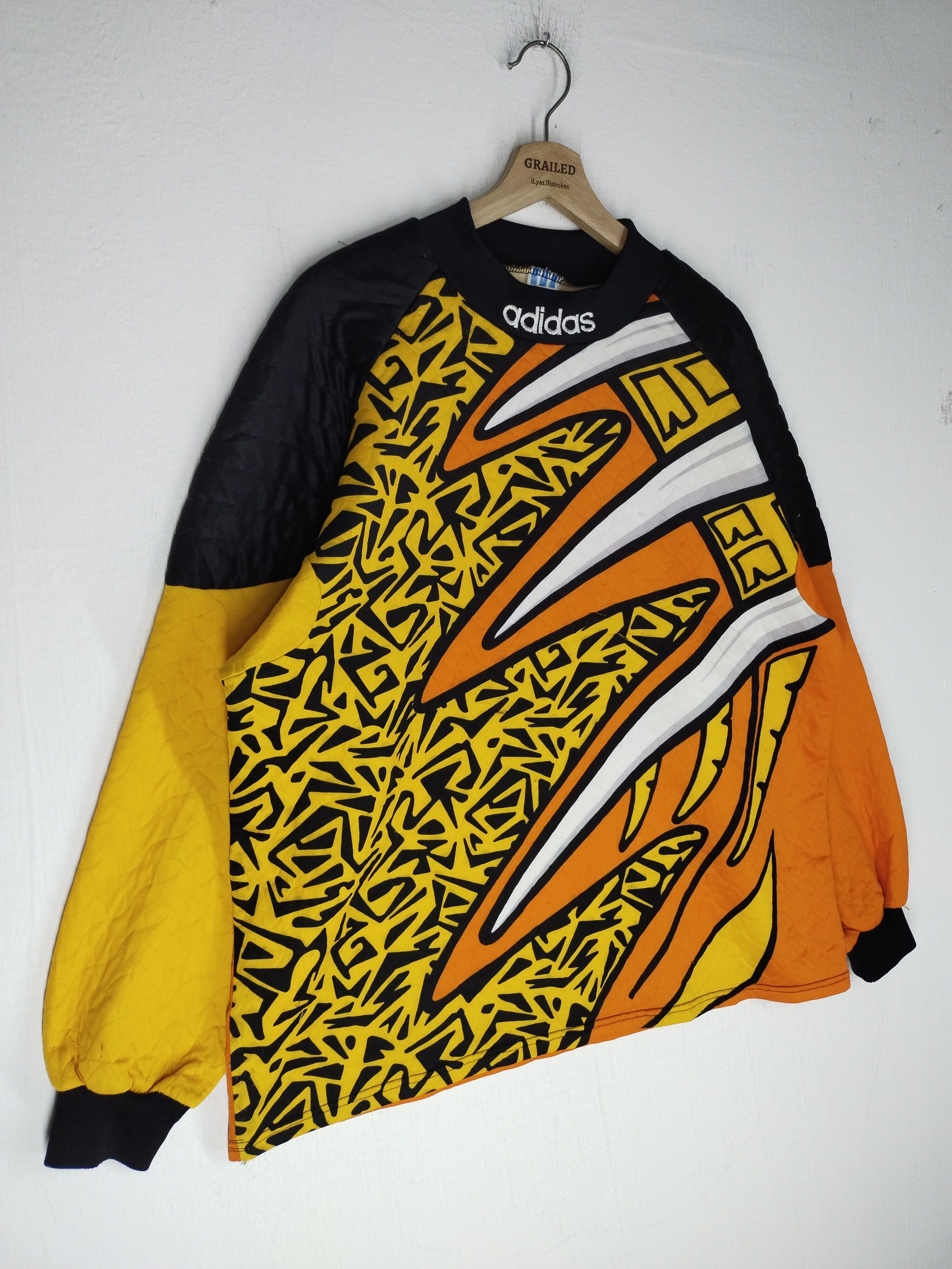 Adidas × Vintage Vintage Liverpool 1995/96 Jersey GK Football Jersey GK Size US L / EU 52-54 / 3 - 4 Thumbnail