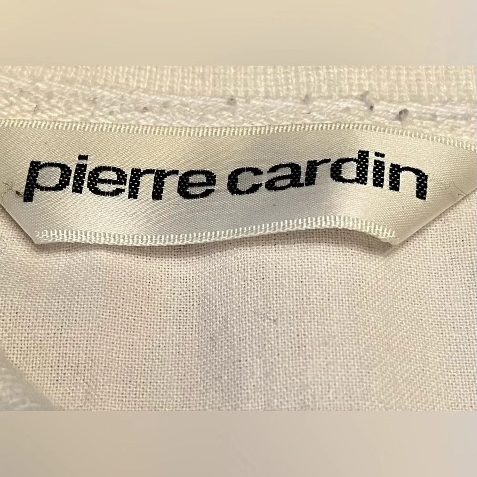Pierre Cardin Pierre Cardin vintage partial button top, size XL Size US XL / EU 56 / 4 - 4 Thumbnail
