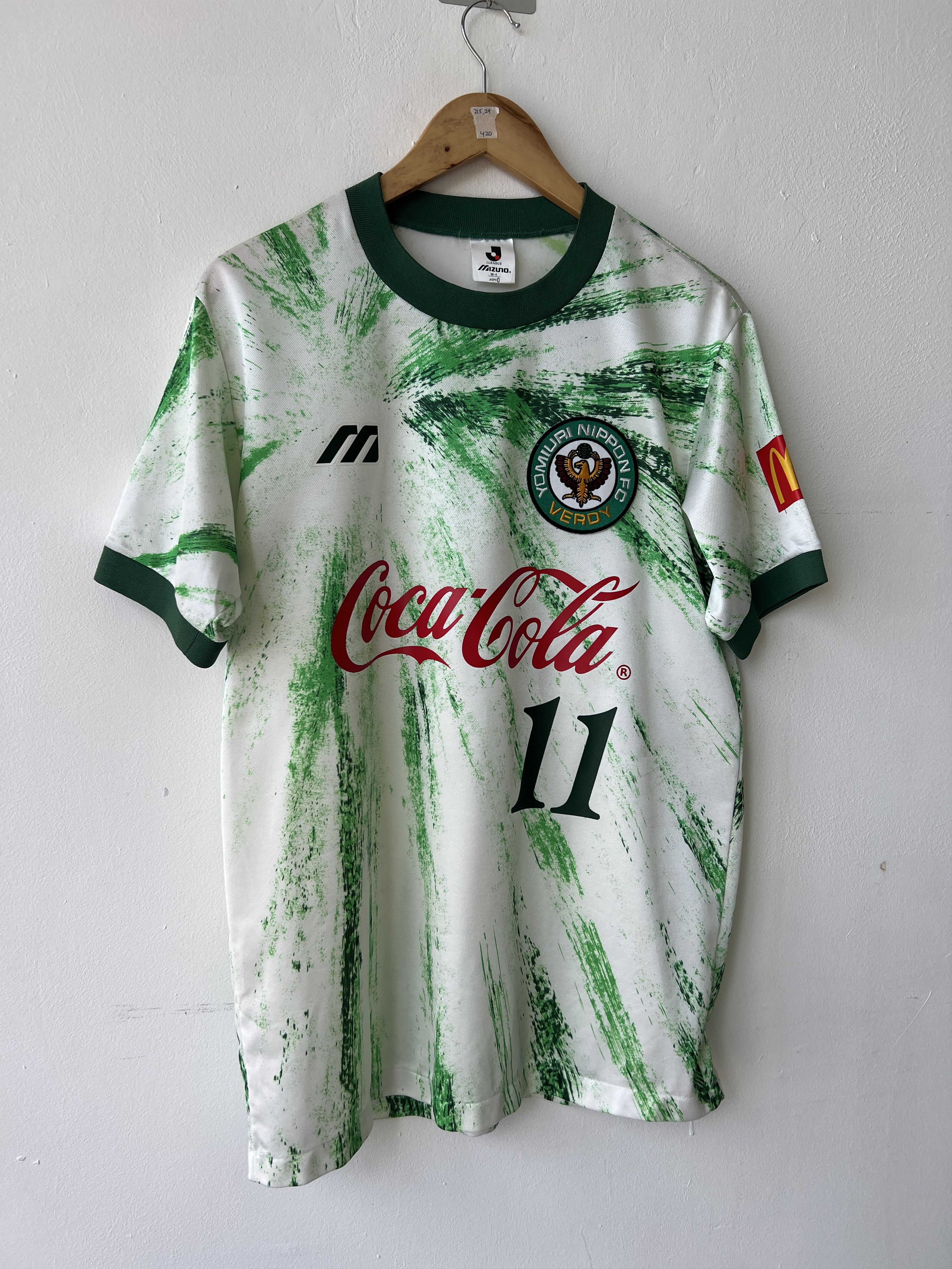 Mizuno (L) Verdy Kawasaki 1993-94 Away Kit #11 Size US L / EU 52-54 / 3 - 5 Thumbnail