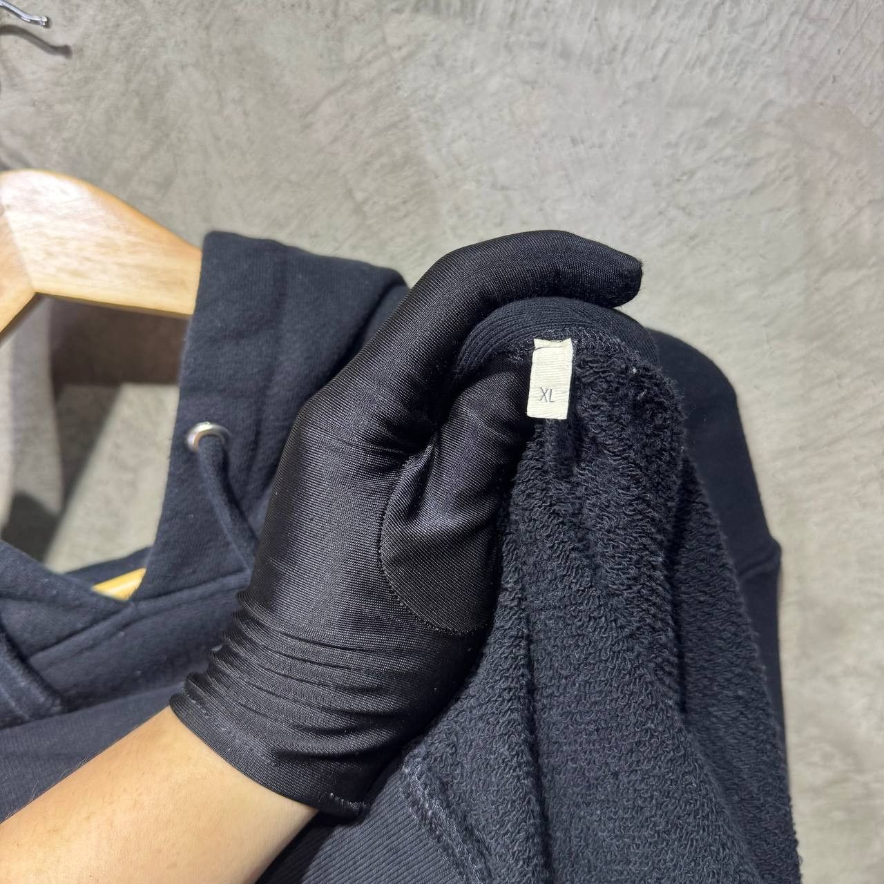 Gucci Gucci Logo pull over hoodie Size US L / EU 52-54 / 3 - 10 Thumbnail
