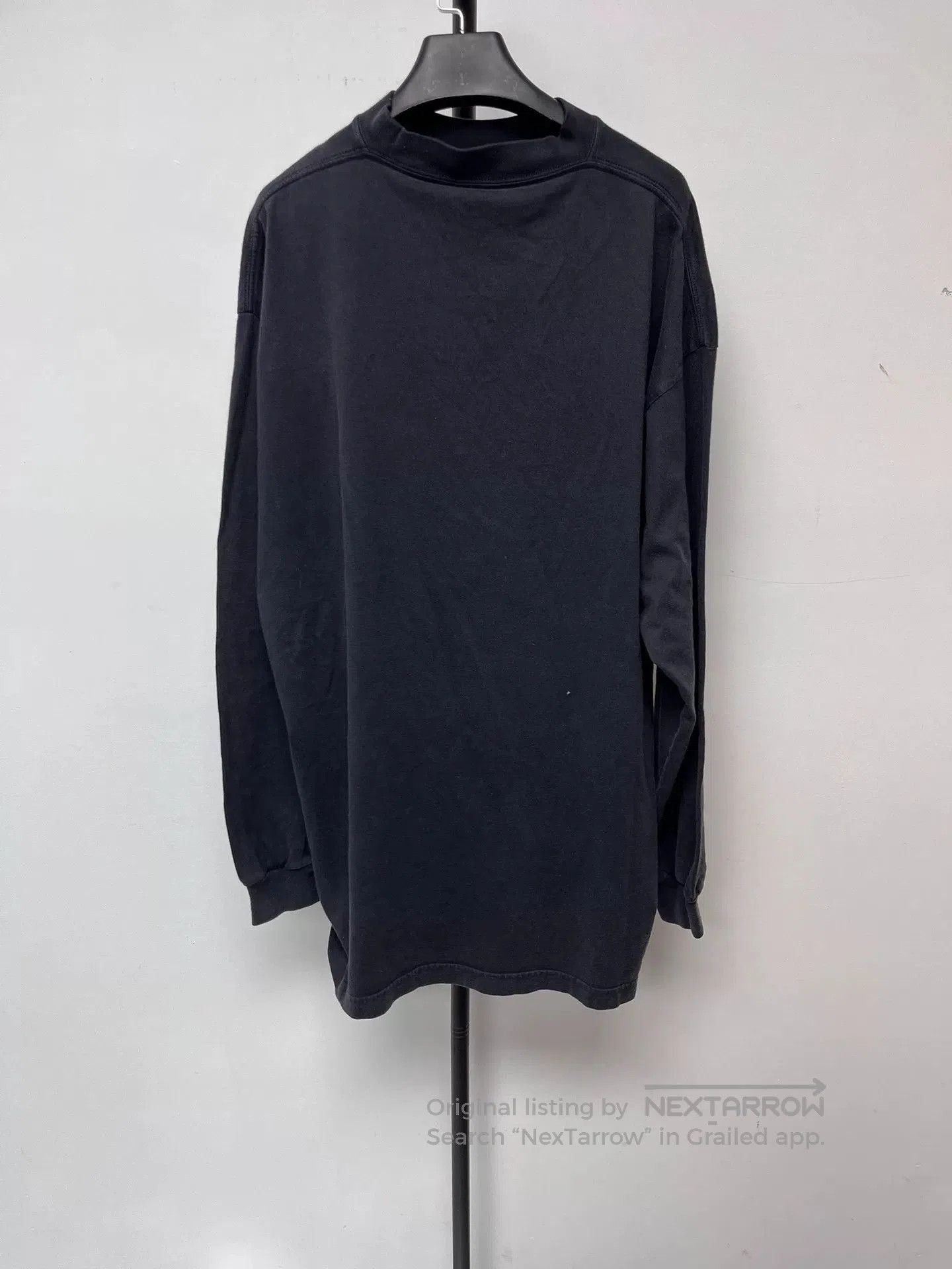 Balenciaga balenciaga logo long sleeve sweatshirt black. Size US M / EU 48-50 / 2 - 2 Thumbnail