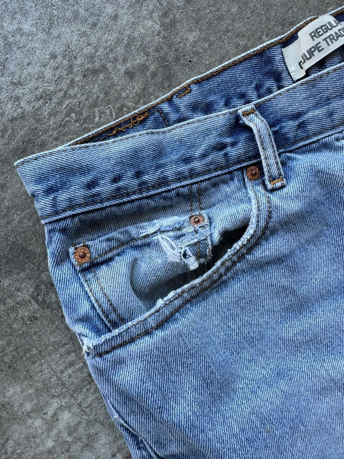 Levi's × Vintage Vintage Streetwear Levi Straight Fit Jeans Size US 38 / EU 54 - 5 Thumbnail