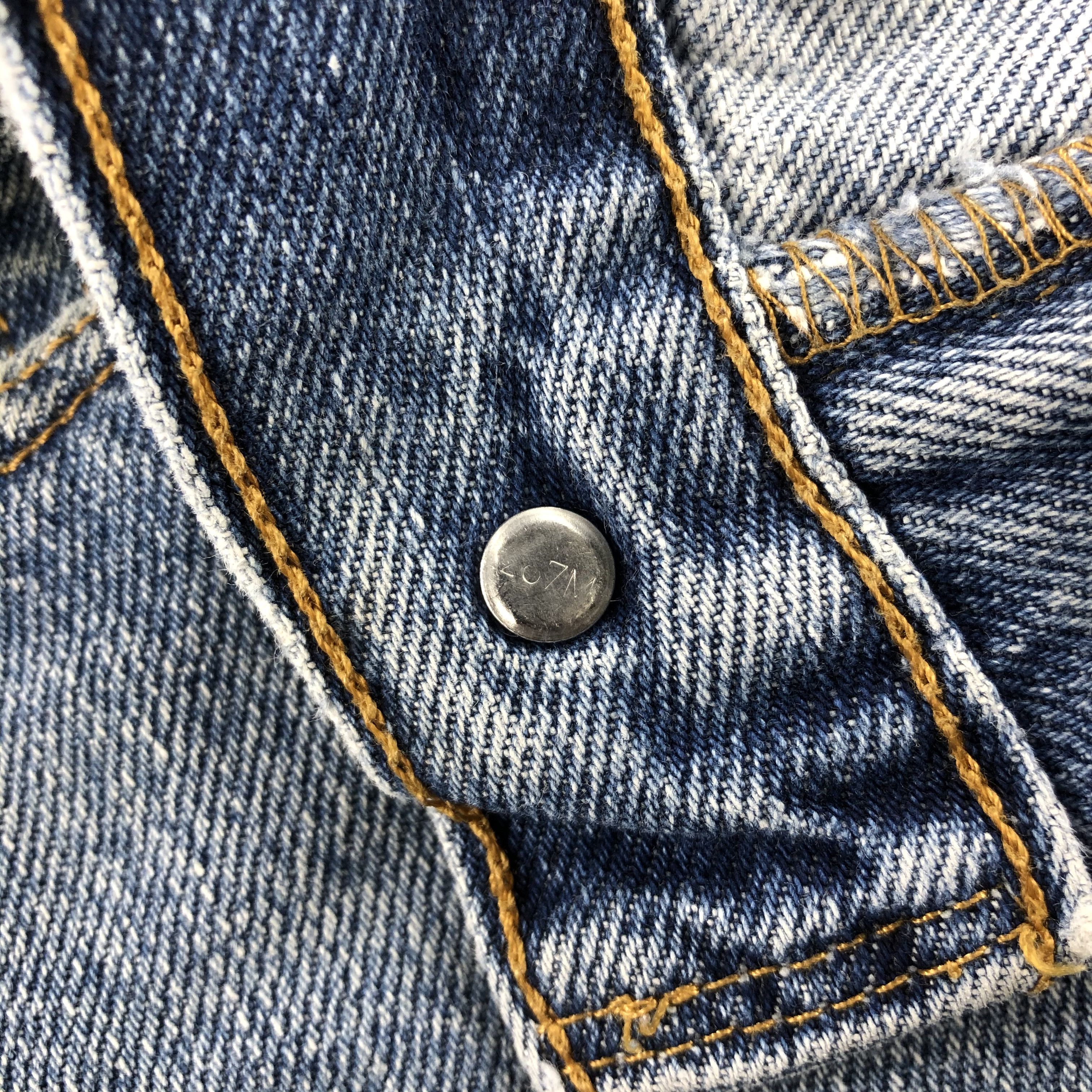 Levi's Vintage Levis Jeans Lot 550 Stone Washed Denim-J1004 Size US 33 - 9 Thumbnail