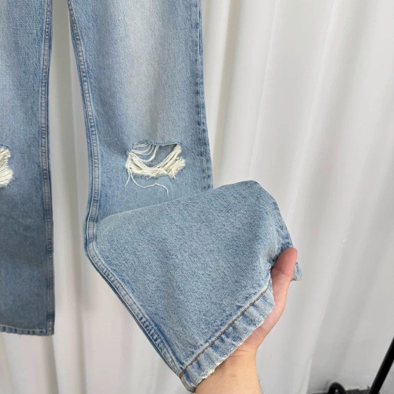 Balenciaga Balenciaga Washed and destroyed jeans Size US 27 - 4 Thumbnail