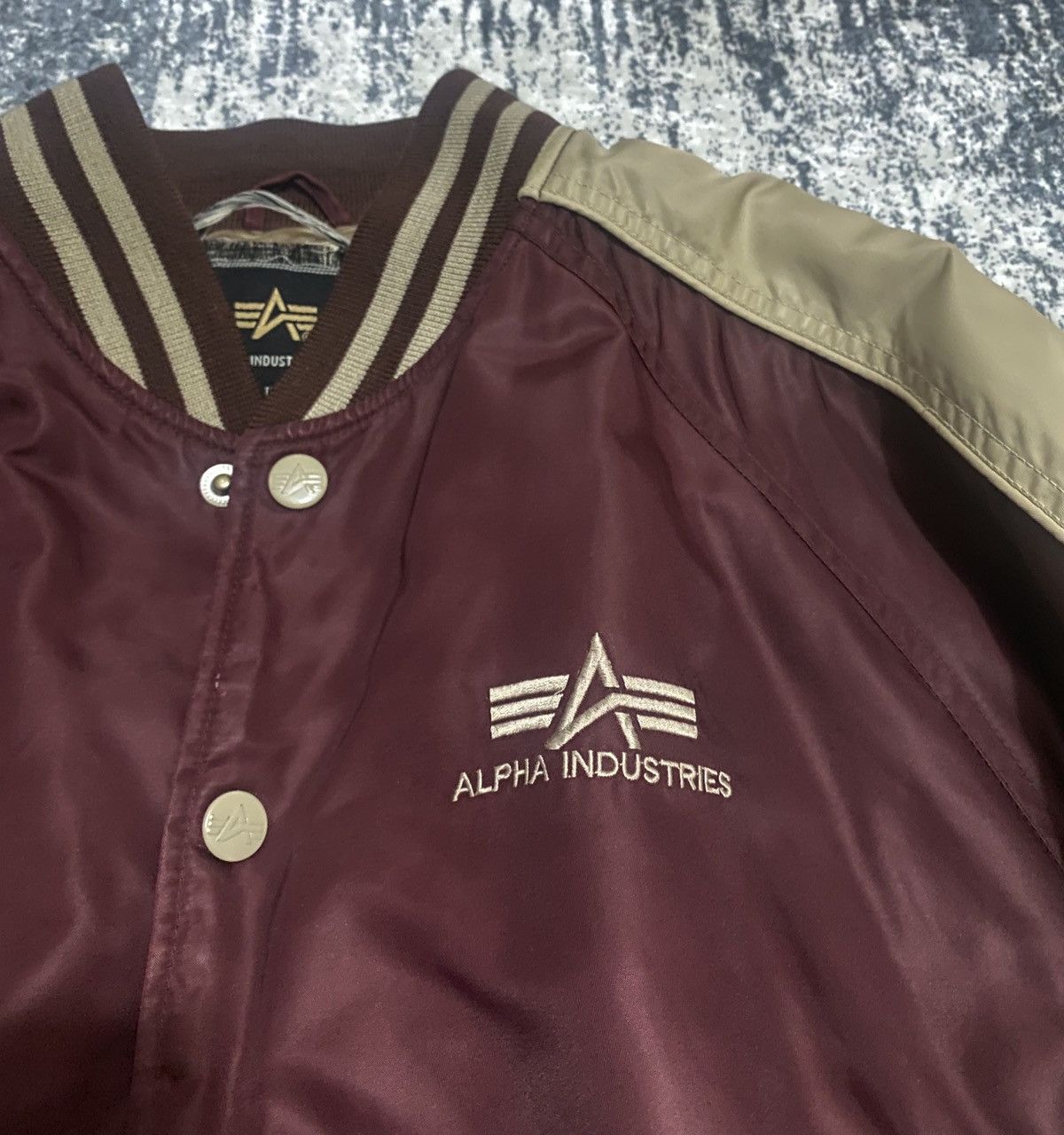 Alpha Industries Vintage alpha Industries baseball rare jacket with big logo Size US L / EU 52-54 / 3 - 5 Thumbnail