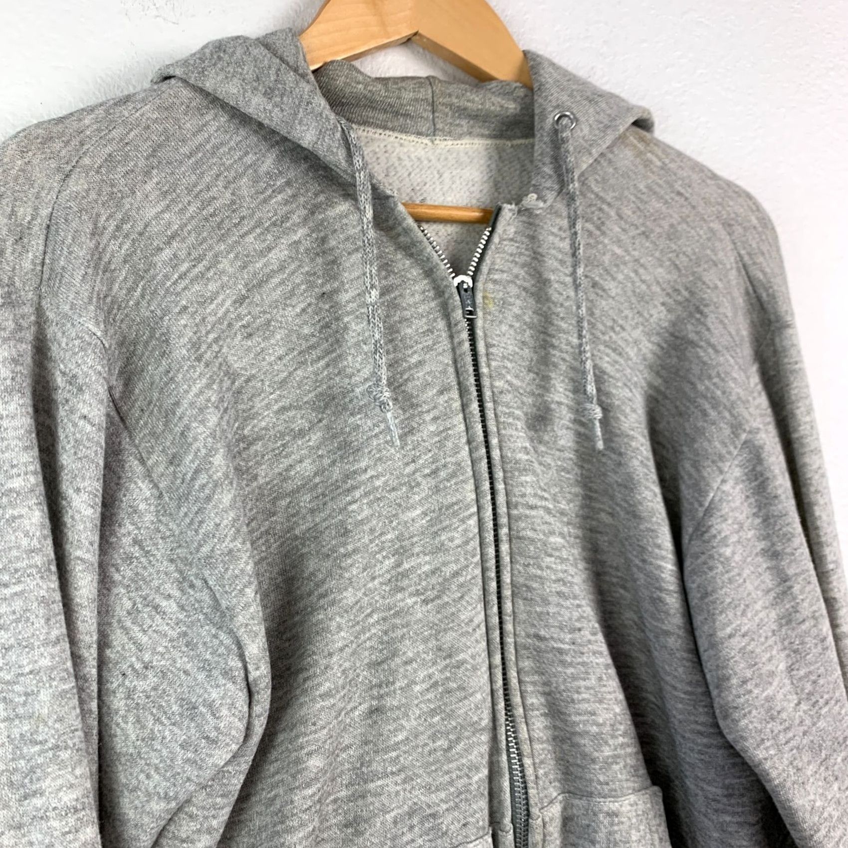 Vintage VINTAGE 70s Gray Track Jacket Full Zip Varsity Jacket Mens L Gray Cotton Inner ZIP Works Chest 21.5" Length 24.75" Size US L / EU 52-54 / 3 - 2 Thumbnail