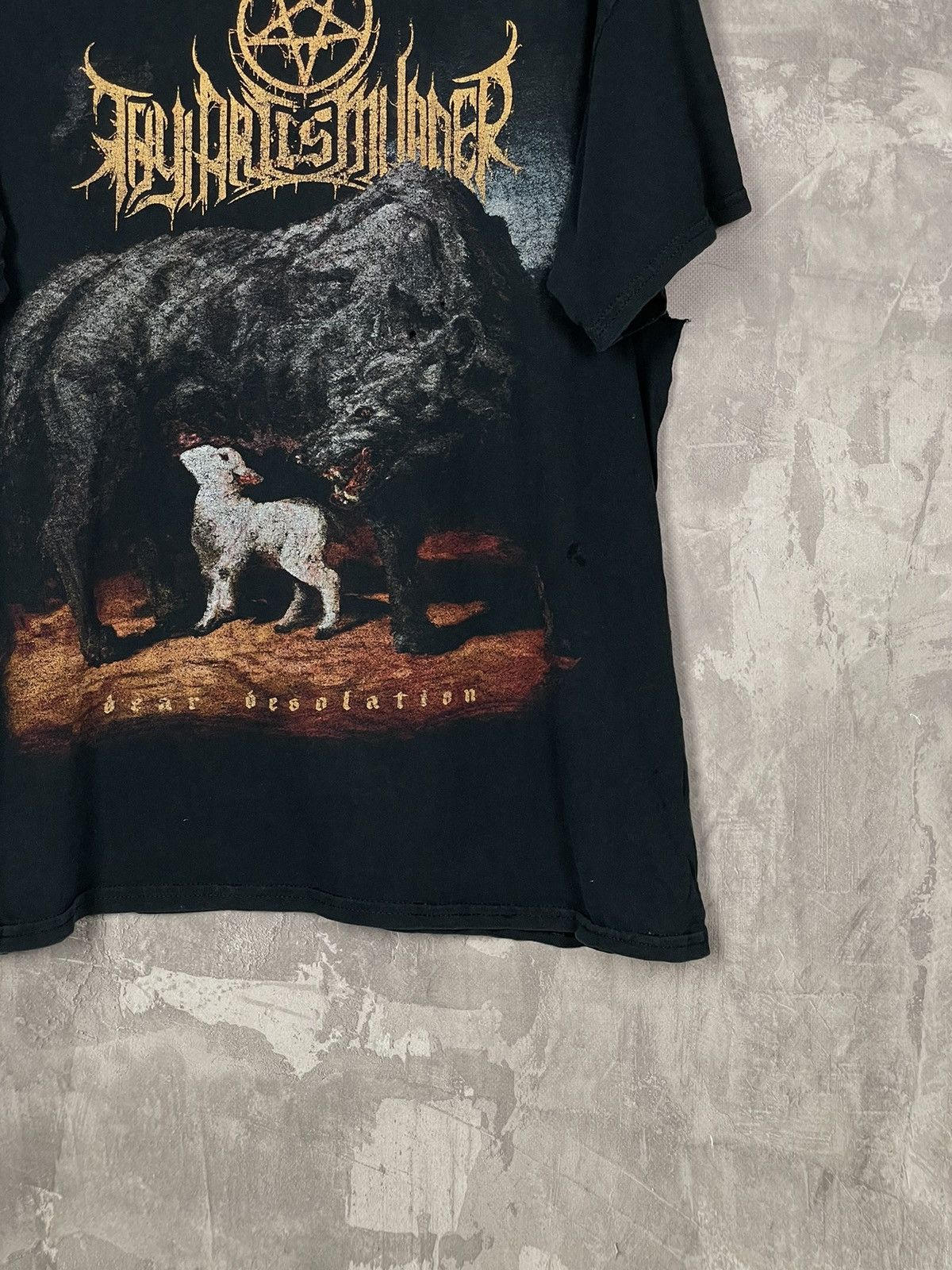 Band Tees × Vintage Vintage Punk Trashed THY ART IS MURDER Rare Band T shirt Size US M / EU 48-50 / 2 - 6 Thumbnail