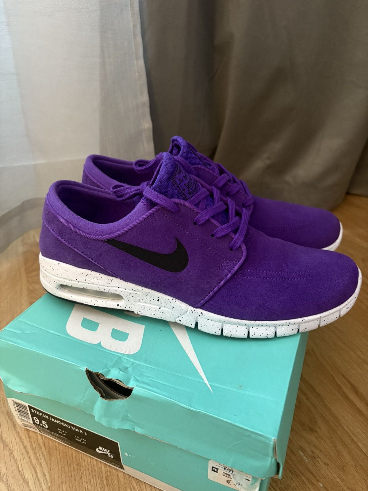 Nike Nike SB Stefan Janoski Max L Hyper Grape Black White Size US 9.5 / EU 42-43 - 1 Thumbnail