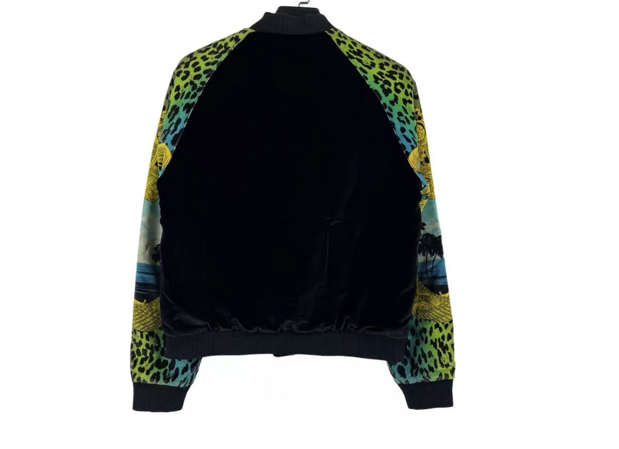 Versace Versace x H&M Bomber Velvet Raglan Pattern Jacket J31 Size US M / EU 48-50 / 2 - 2 Thumbnail