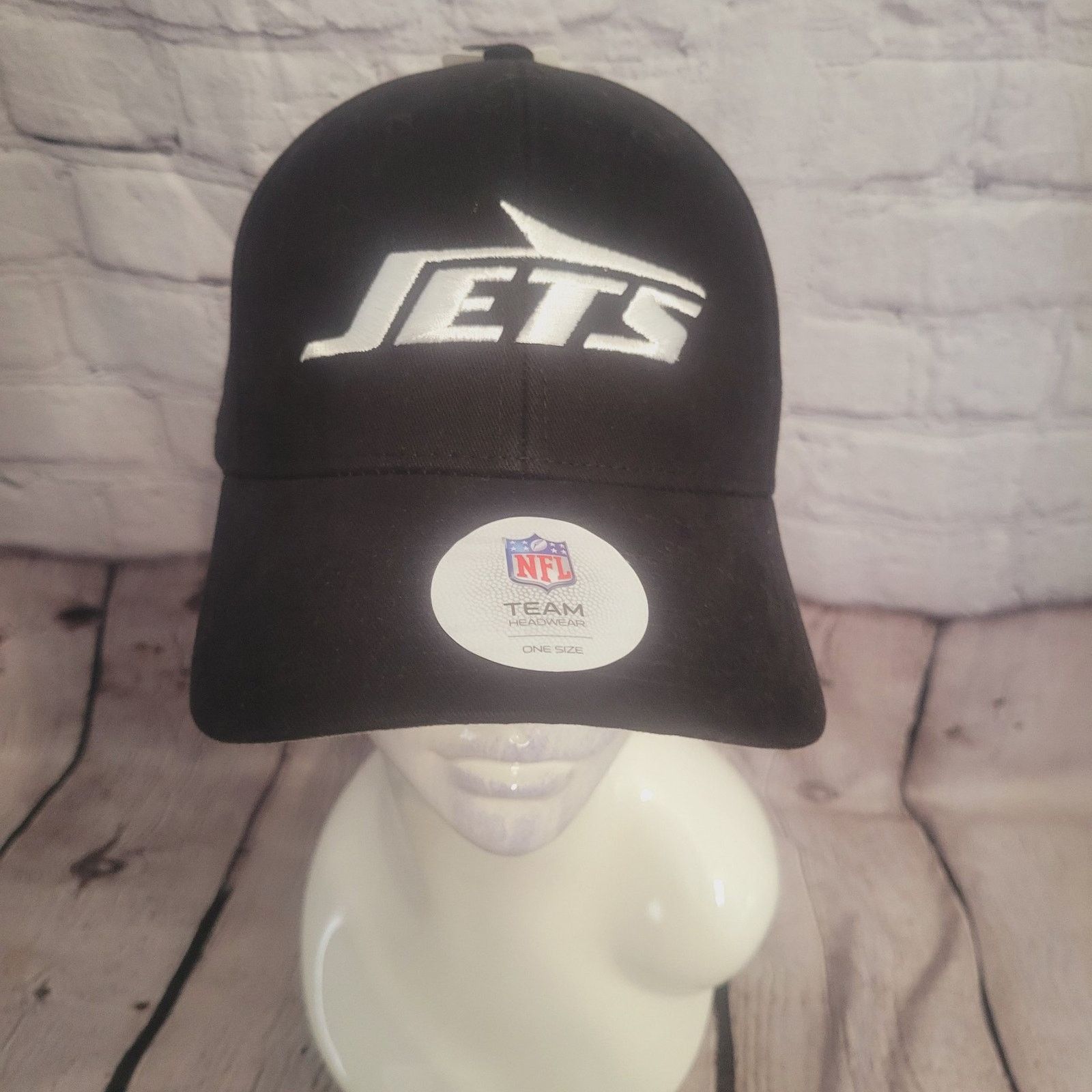 New Era NFL TEAM APPAREL JETS BLACK STRAPBACK CAP NFL LICENSED NWT Size ONE SIZE - 1 Thumbnail