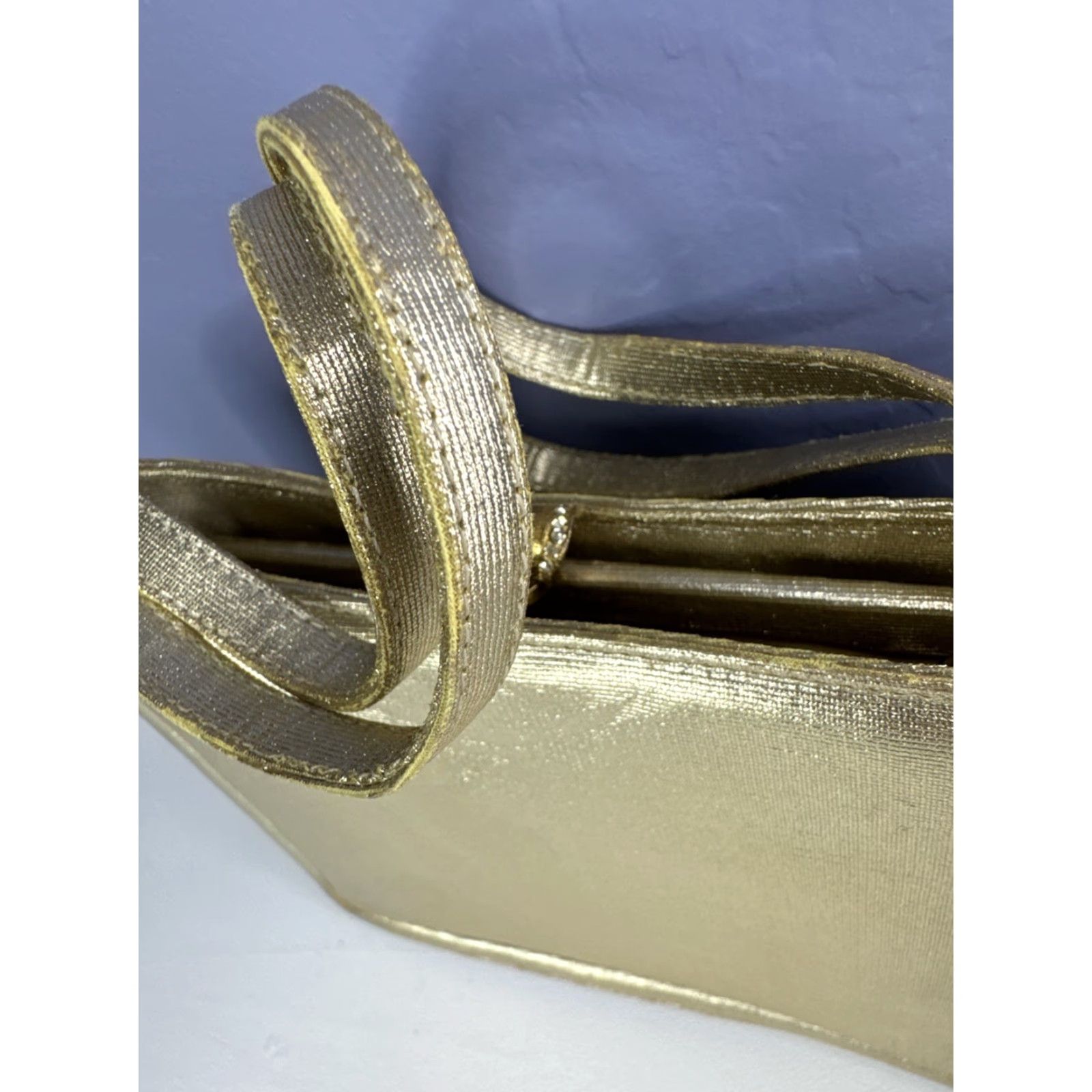 CO VINTAGE May Shoe Co Charleston WV Clutch Gold Woman’s Purse Bag Women's Clutch Bag Size ONE SIZE - 2 Thumbnail