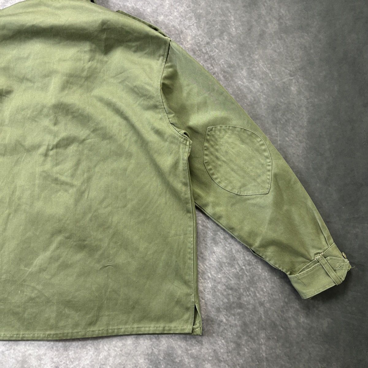 Vintage Vintage Military Overshirt 60s Army Green Short Korea Vietna Size US S / EU 44-46 / 1 - 7 Thumbnail