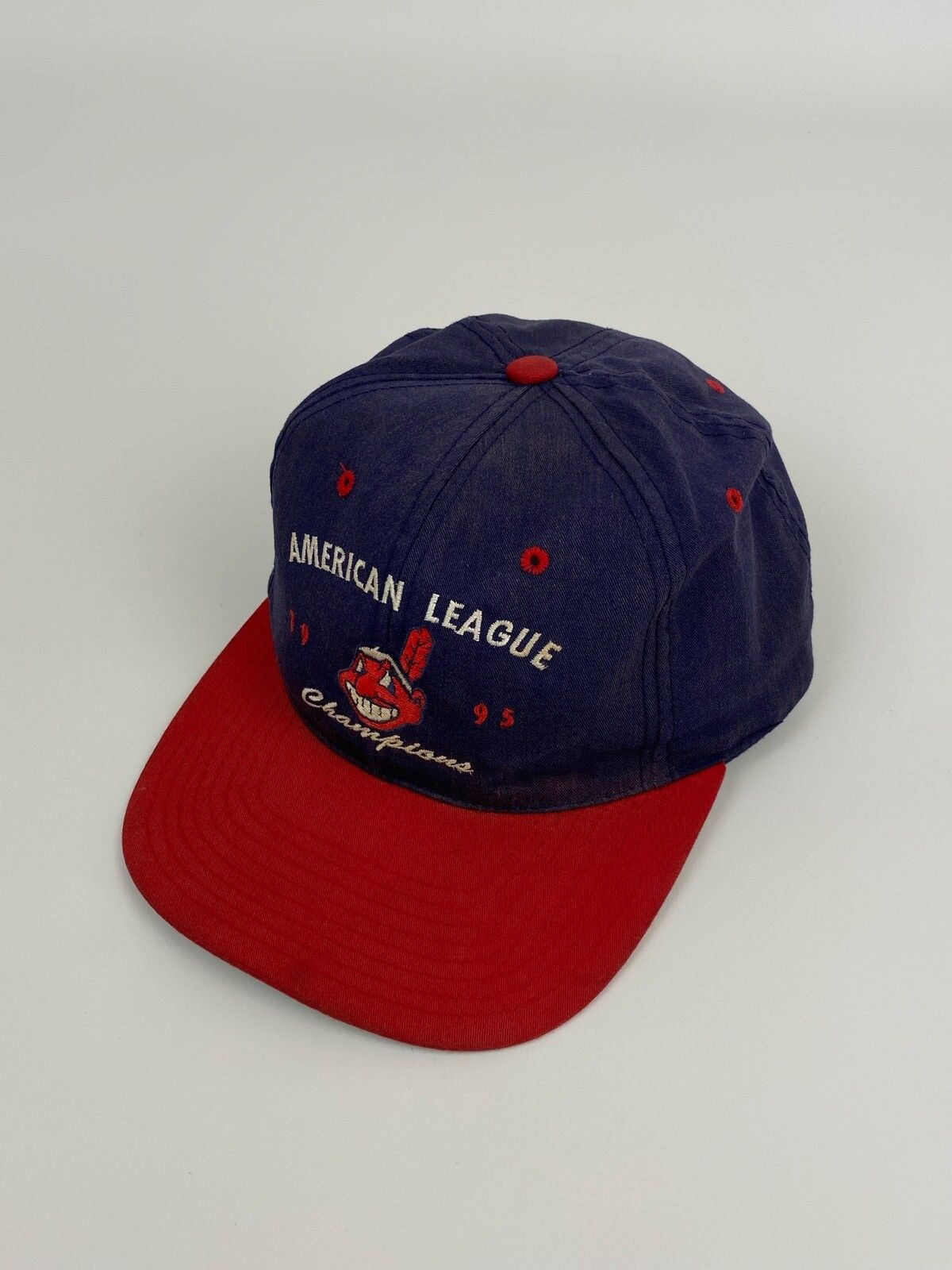 Pre-owned Mlb X Vintage Faded Cleveland Indians American League Champ Cap In Blue/red