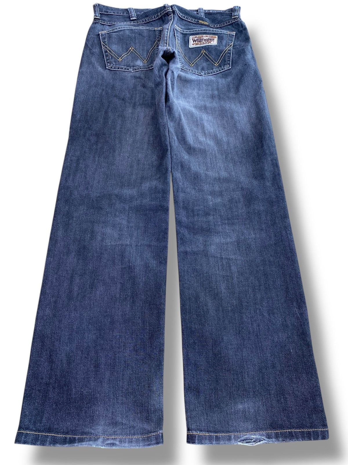 Wrangler Wrangler Whiskered Light Wash Straight Leg Jeans Size US 31 - 3 Thumbnail