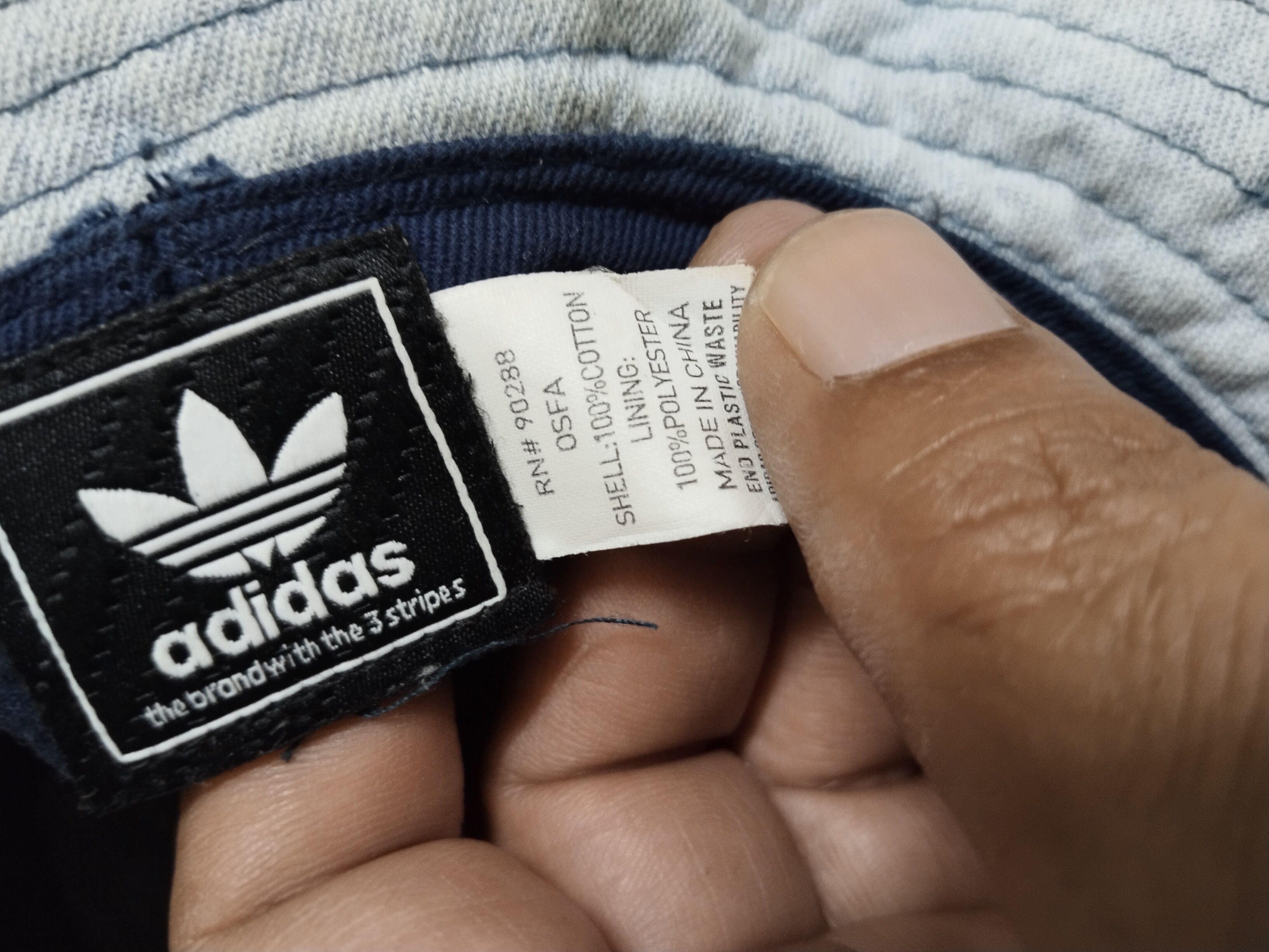 Adidas RARE ADIDAS UNISEX DENIM BUCKET HAT Size ONE SIZE - 5 Thumbnail