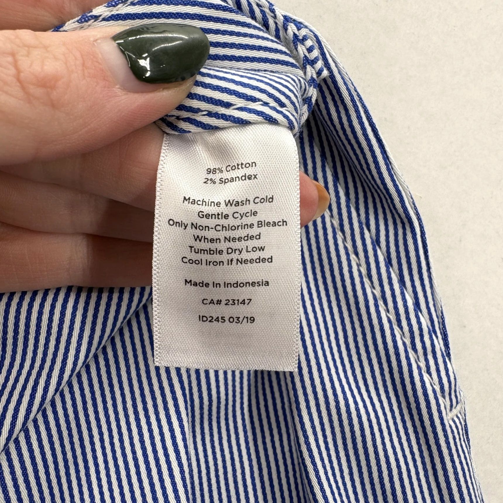 Talbots VINTAGE? No. Use exact: Talbots Pants Womens 4P Blue White Wide Crop Capri Petite Stripe Stretch Preppy Size 27" / US 4 / IT 40 - 6 Thumbnail