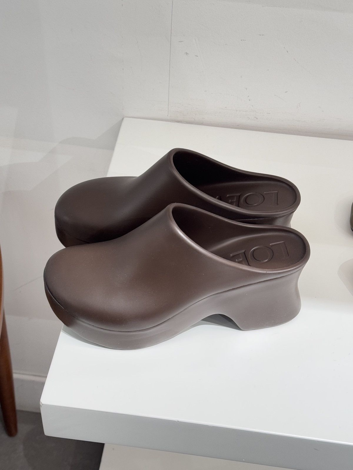 Loewe Loewe Wmns Terra Foam Clog Size US 8 / IT 38 - 1 Thumbnail