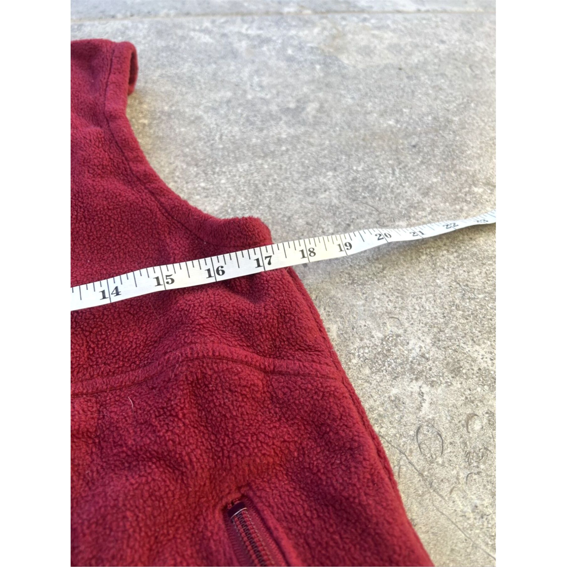 Vintage Columbia Vest Womens Medium Red Outdoor Full Zip Fleece Casual Sleeveless Ladies Size M / US 6-8 / IT 42-44 - 5 Thumbnail