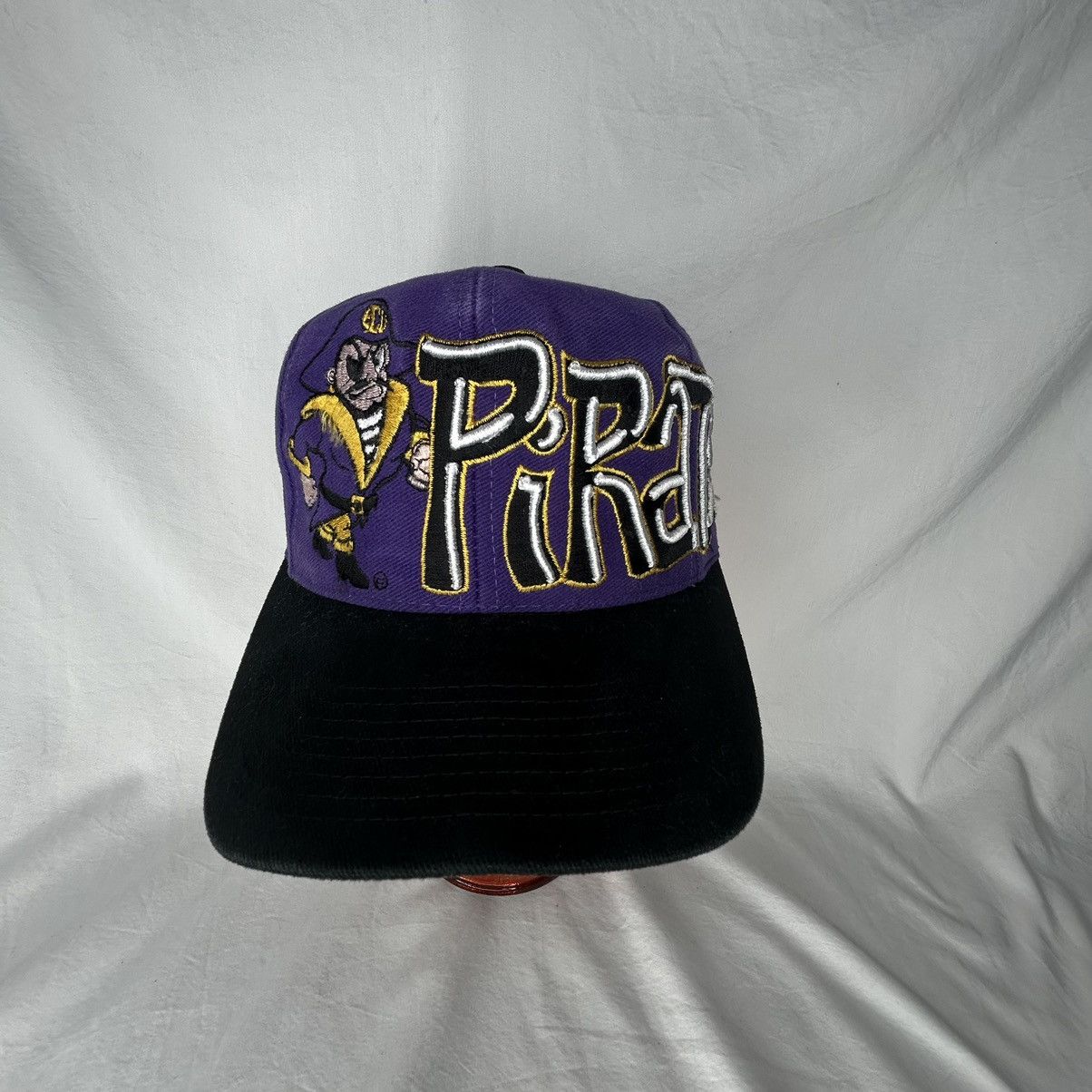 Vintage Vtg 90’s East Carolina Pirates Graffiti SnapBack Hat Rare Size ONE SIZE - 1 Thumbnail