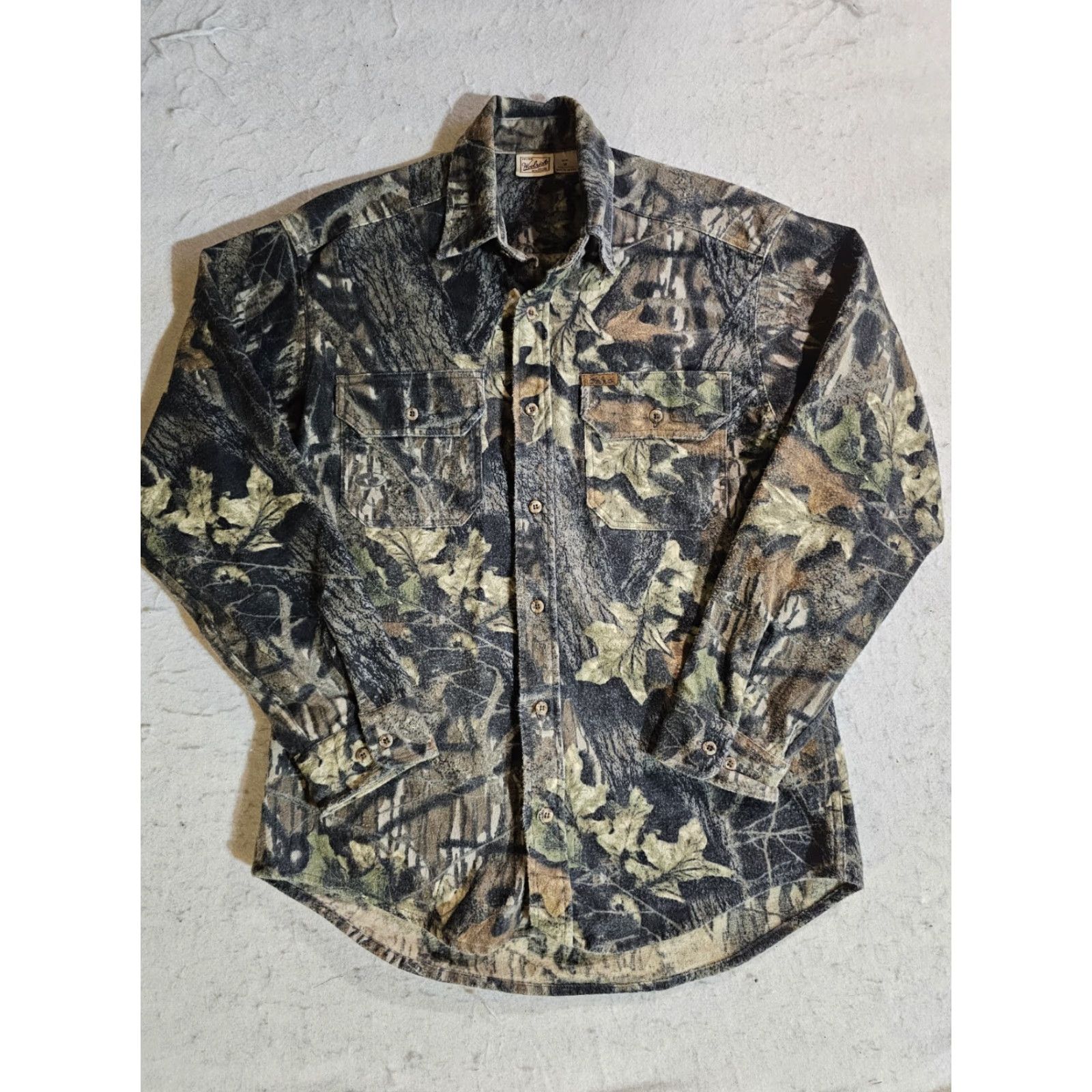 Vintage VINTAGE Woolrich Chamois Camo Button-Up Shirt 100% Cotton Advantage Sz Med Increase visibility by Language Size US M / EU 48-50 / 2 - 2 Thumbnail