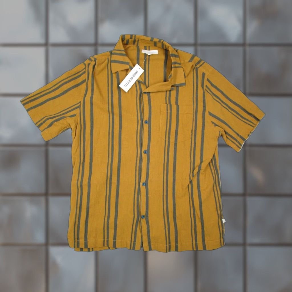 Urban Outfitters Urban Outfitters Shirt Mens Medium Brown Short Sleeve Button Up Collar Striped Cotton Size US M / EU 48-50 / 2 - 1 Thumbnail
