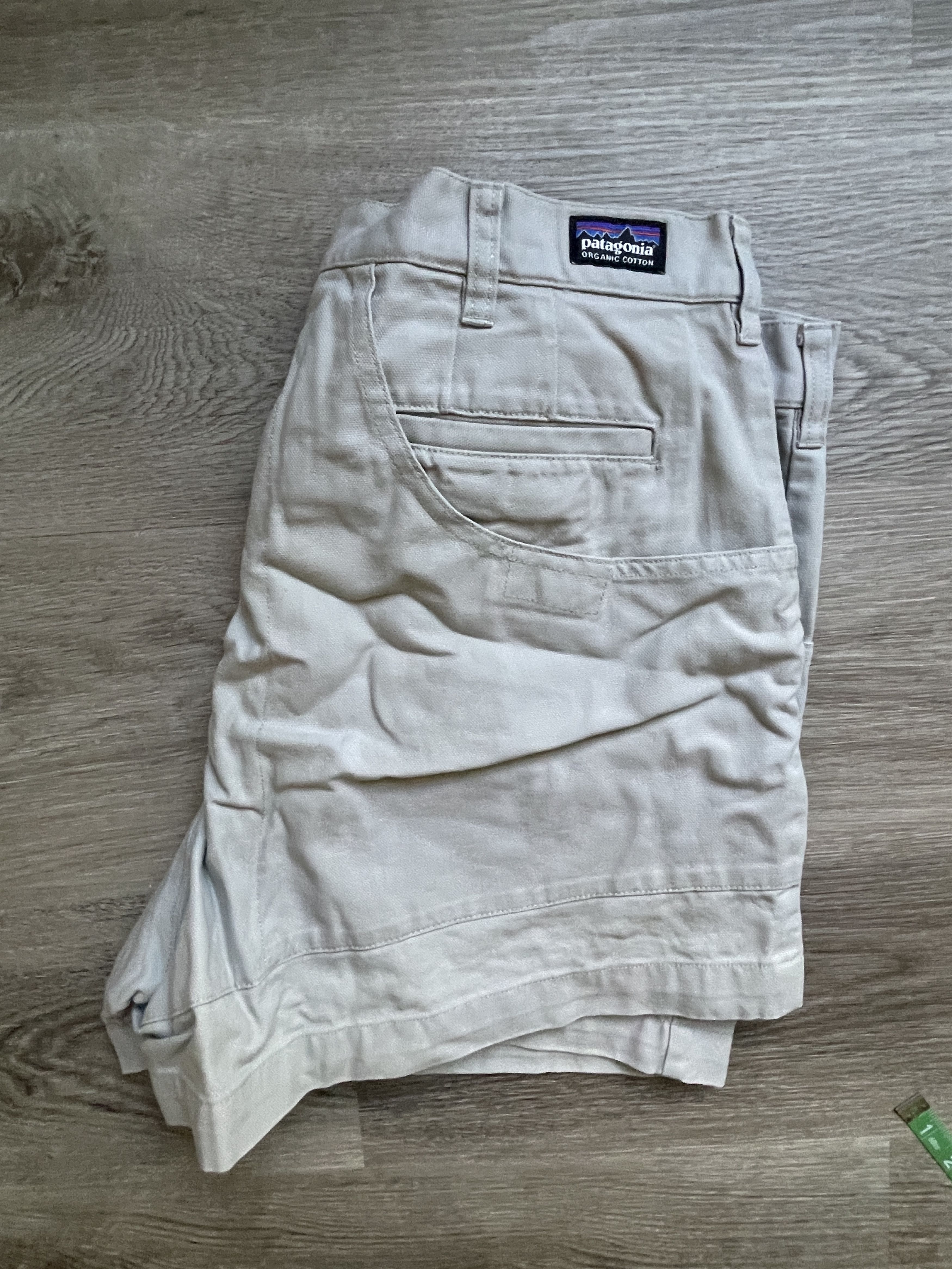 Patagonia Patagonia SS15 Stand Up Shorts 4.5" Inseam - Khaki Size US 36 / EU 52 - 2 Thumbnail