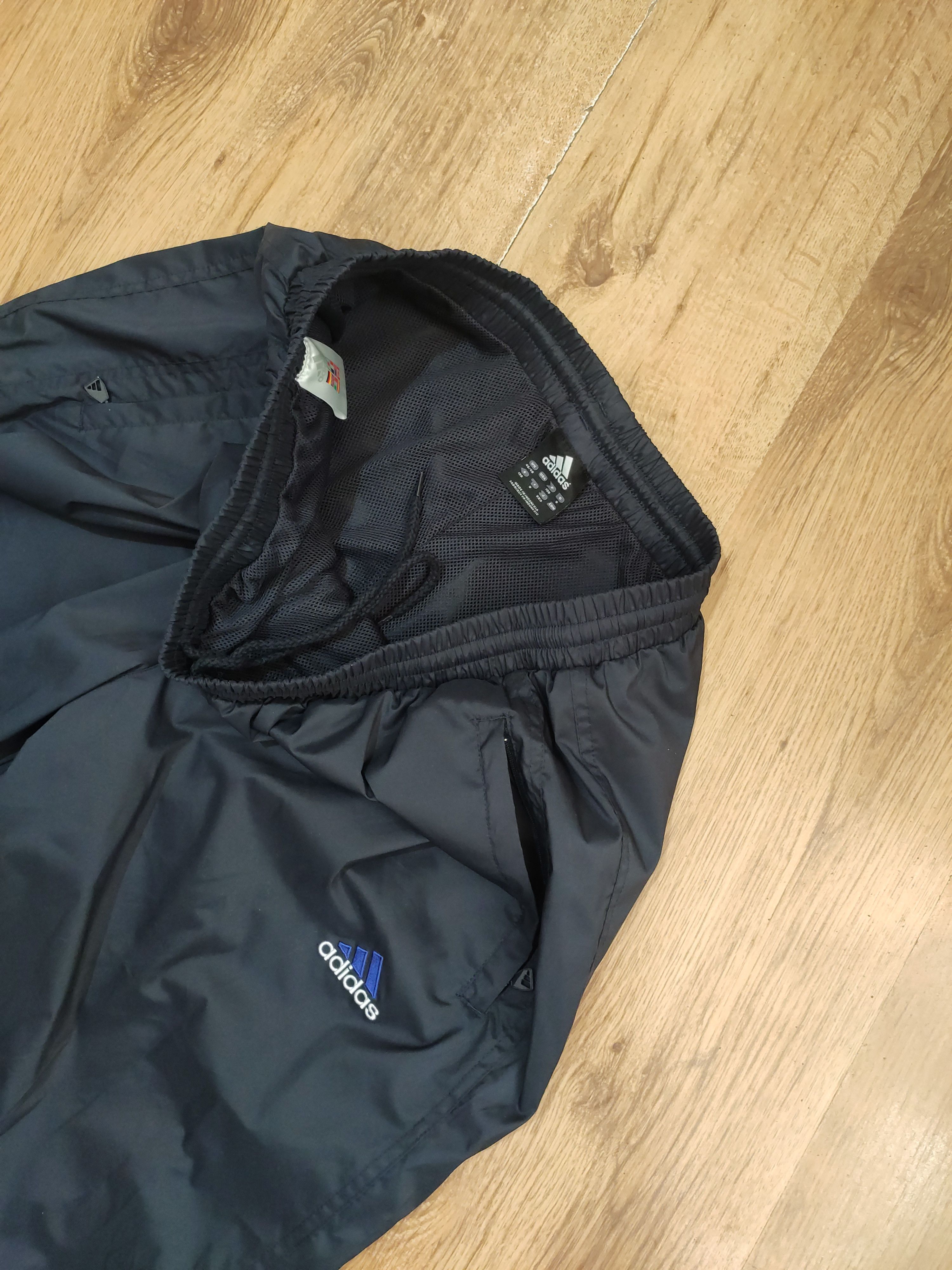 Adidas × Vintage Men's vintage Y2K 2002 Adidas tracksuit never worn size XXL Size US XXL / EU 58 / 5 - 18 Thumbnail