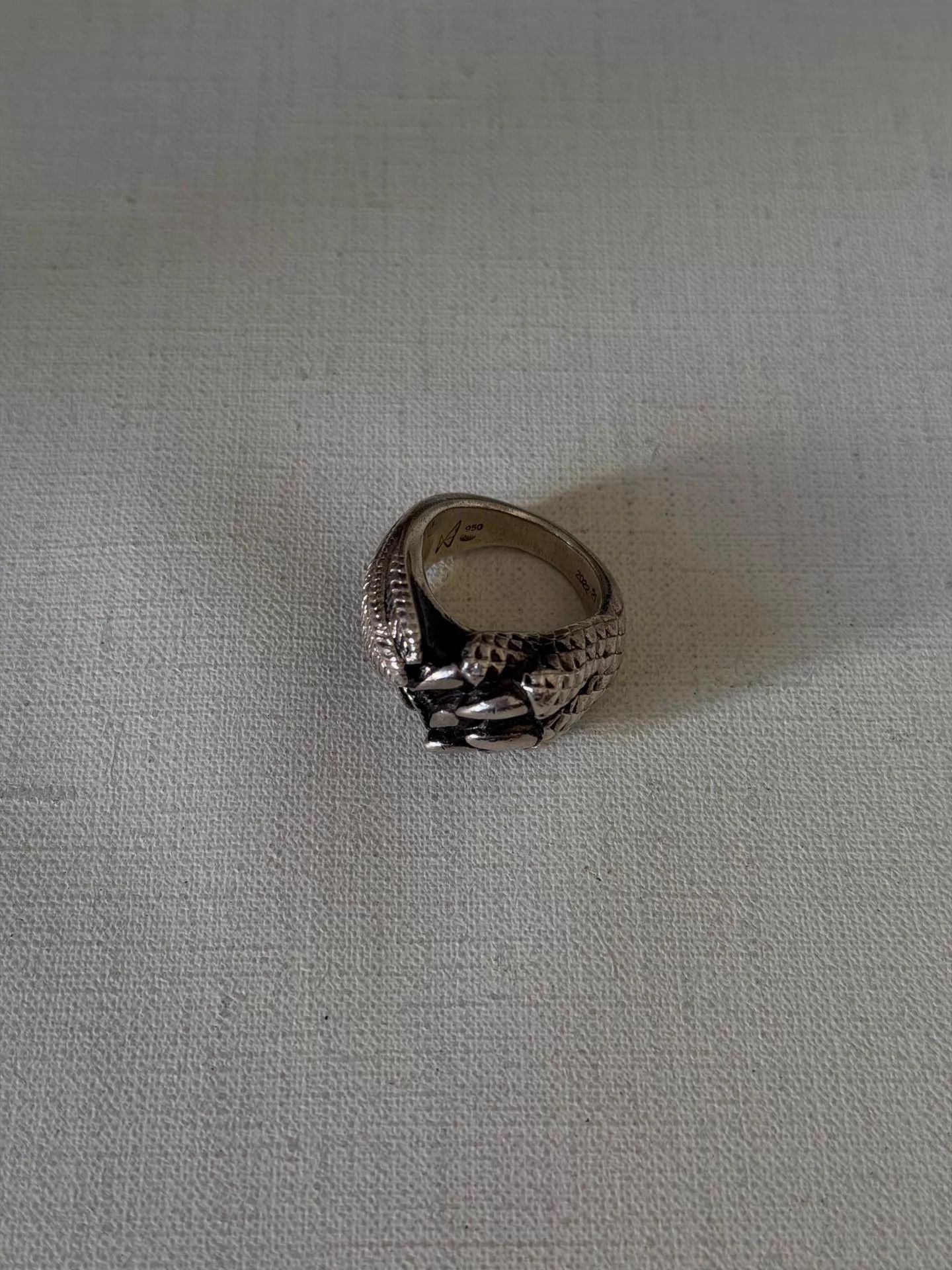 Yohji Yamamoto Yohji Yamamoto Gothic Black Feather Dragon Claw 950 Silver Ring Size ONE SIZE - 1 Thumbnail