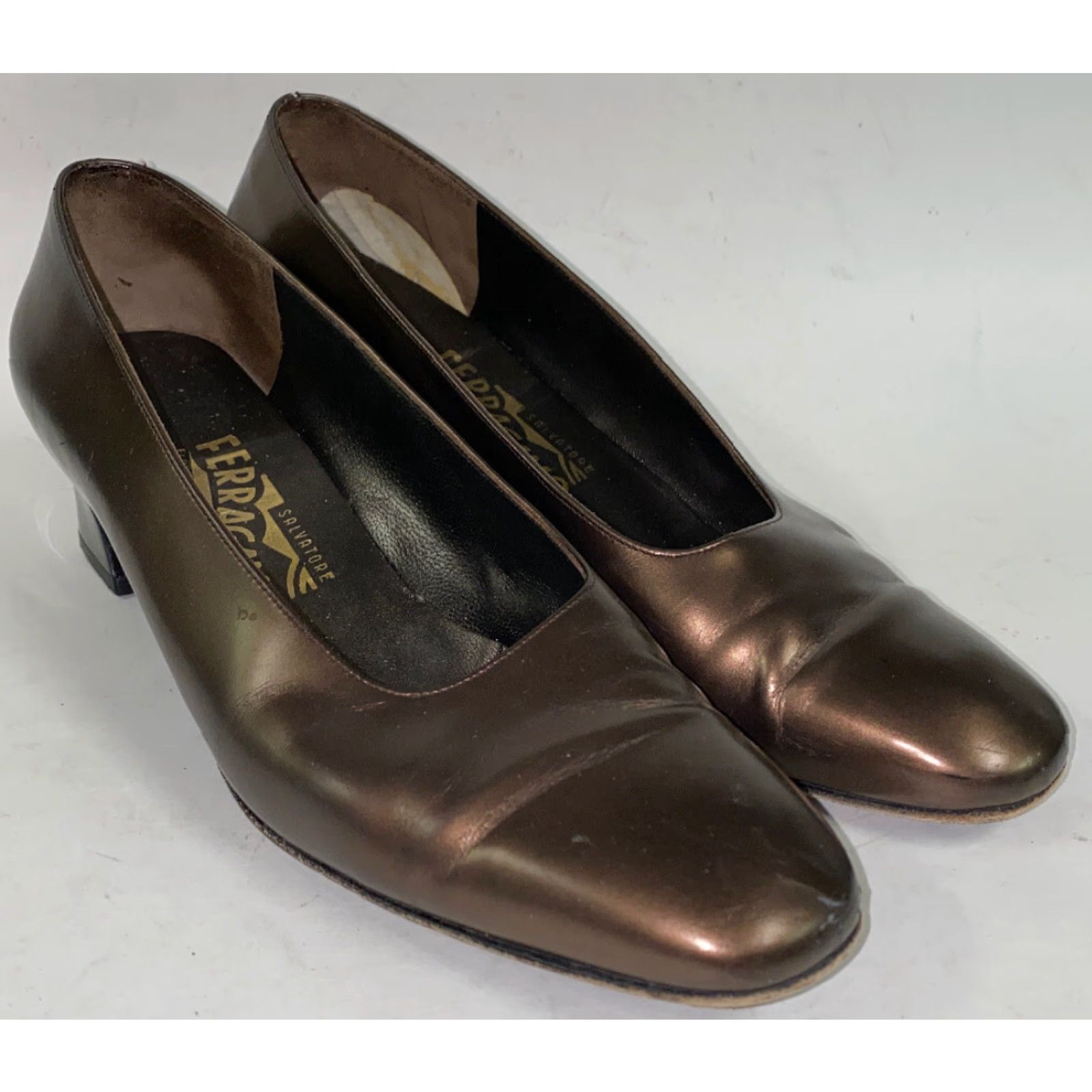 Vintage Ferragamo Women Brown Italian Made Heels Size 8B Heel Leather Round Toe Woman Shoes B Size US 8 / IT 38 - 2 Thumbnail