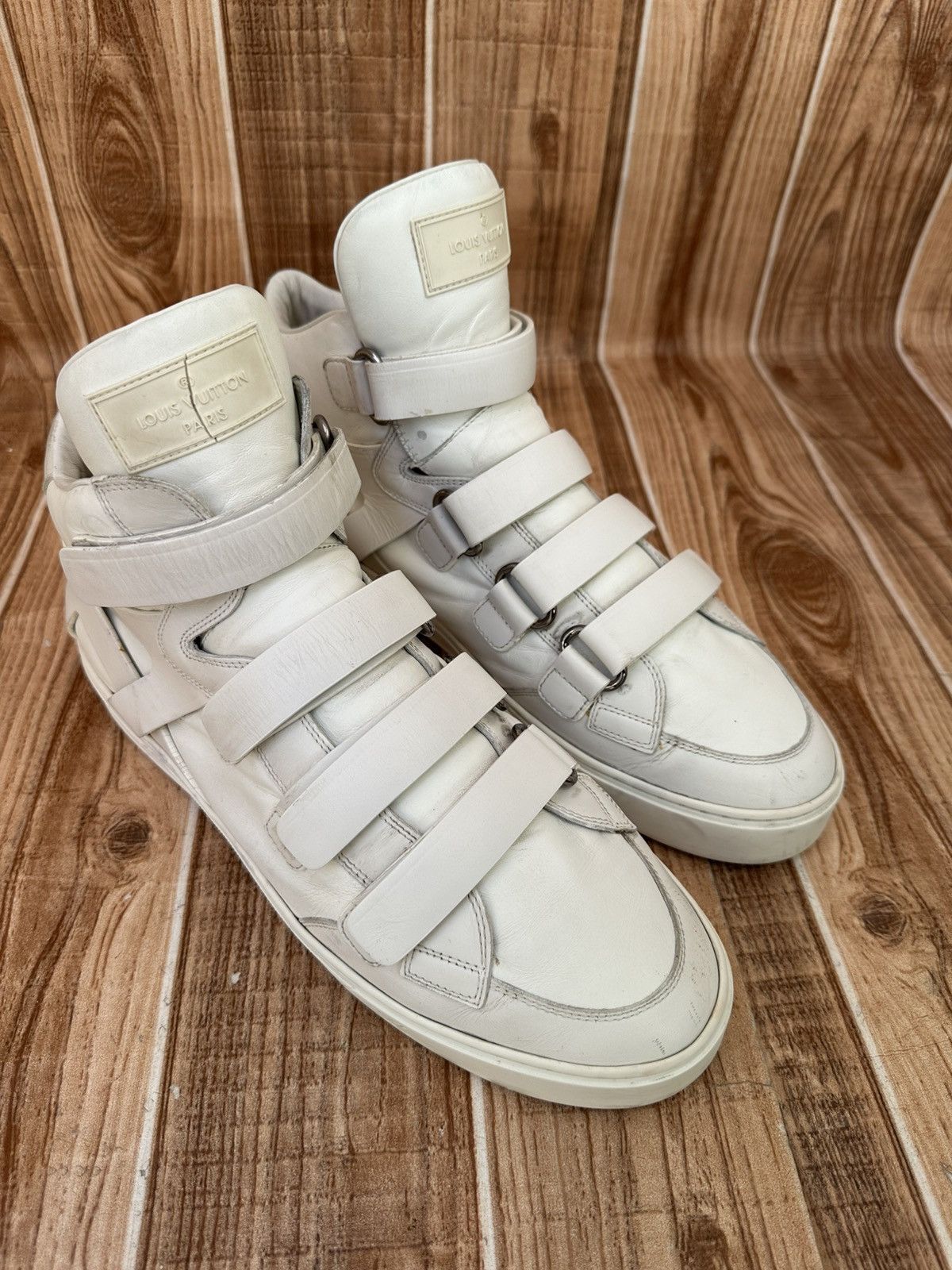 Louis Vuitton Louis Vuitton White Leather 4 Straps Boxing Sneaks Size US 11 / EU 44 - 1 Thumbnail